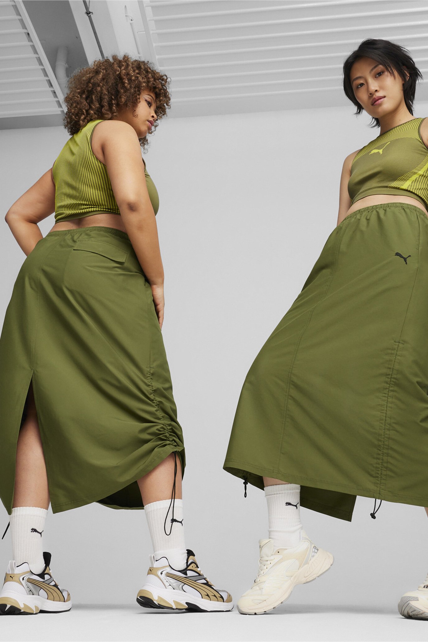 Жіноча оливкова спідниця DARE TO Women's Midi Woven Skirt 1