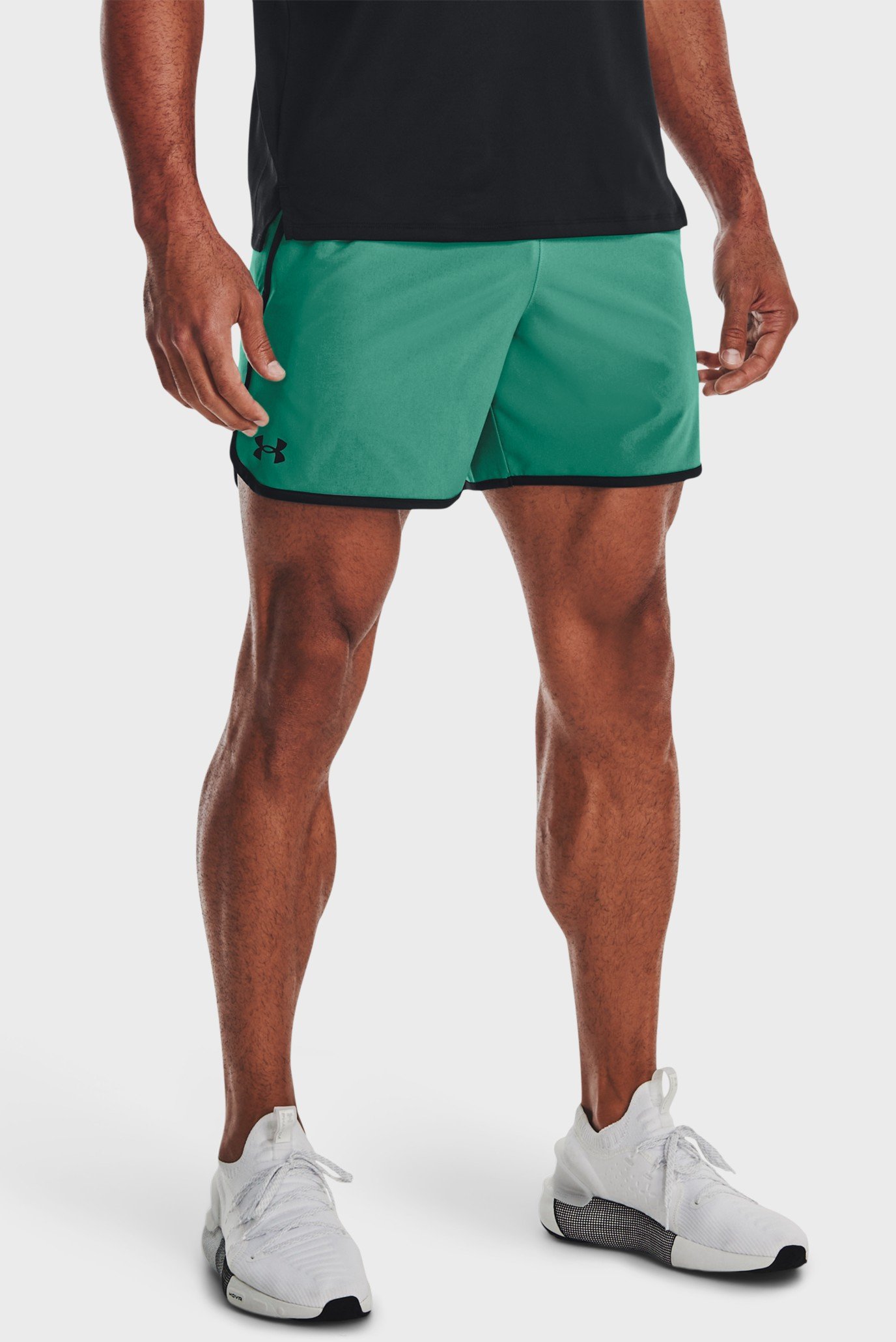 Мужские зеленые шорты UA HIIT Woven 6in Shorts 1