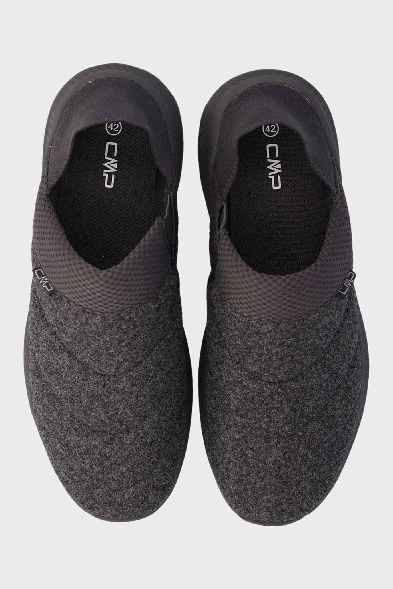 Мужские темно-серые тапочки SYNENSYS 3