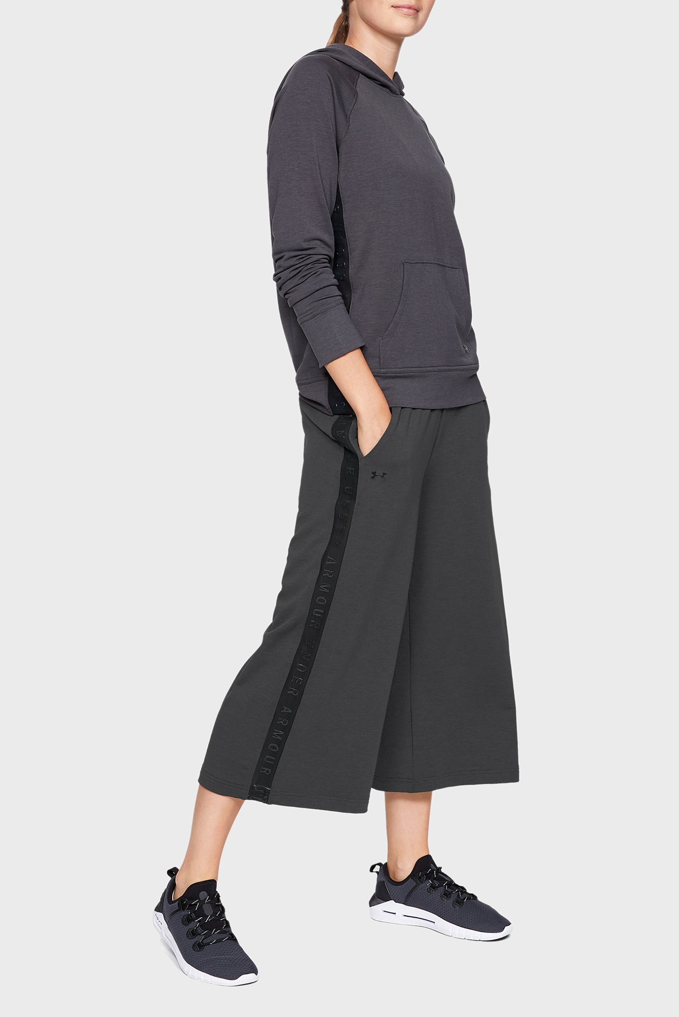 Жіночі чорні кюлоти Featherweight Under Armour 1328960-001 — MD-Fashion