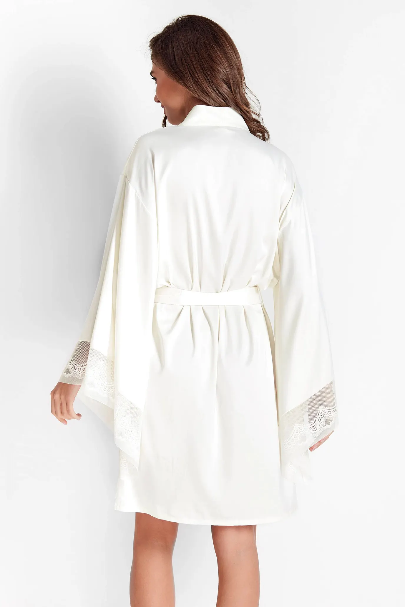 Женский белый пеньюар 3