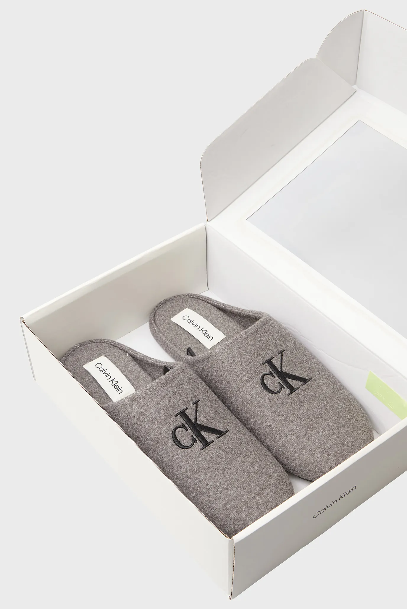 Мужские серые тапочки HOME 6