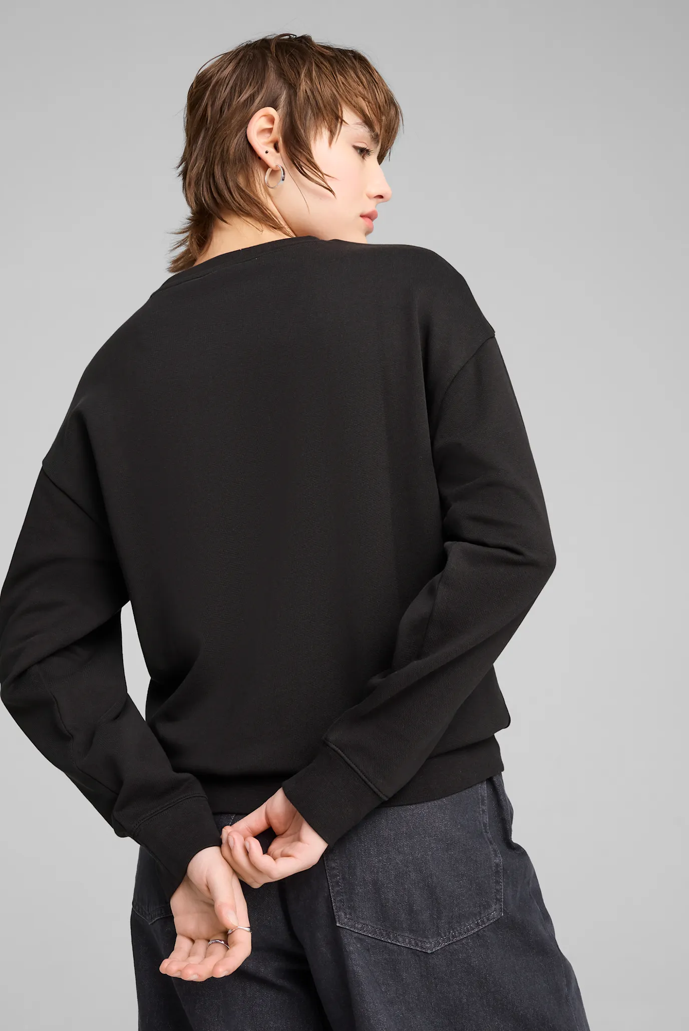 Жіночий чорний світшот ESS ELEVATED Comfort Crew Women 3