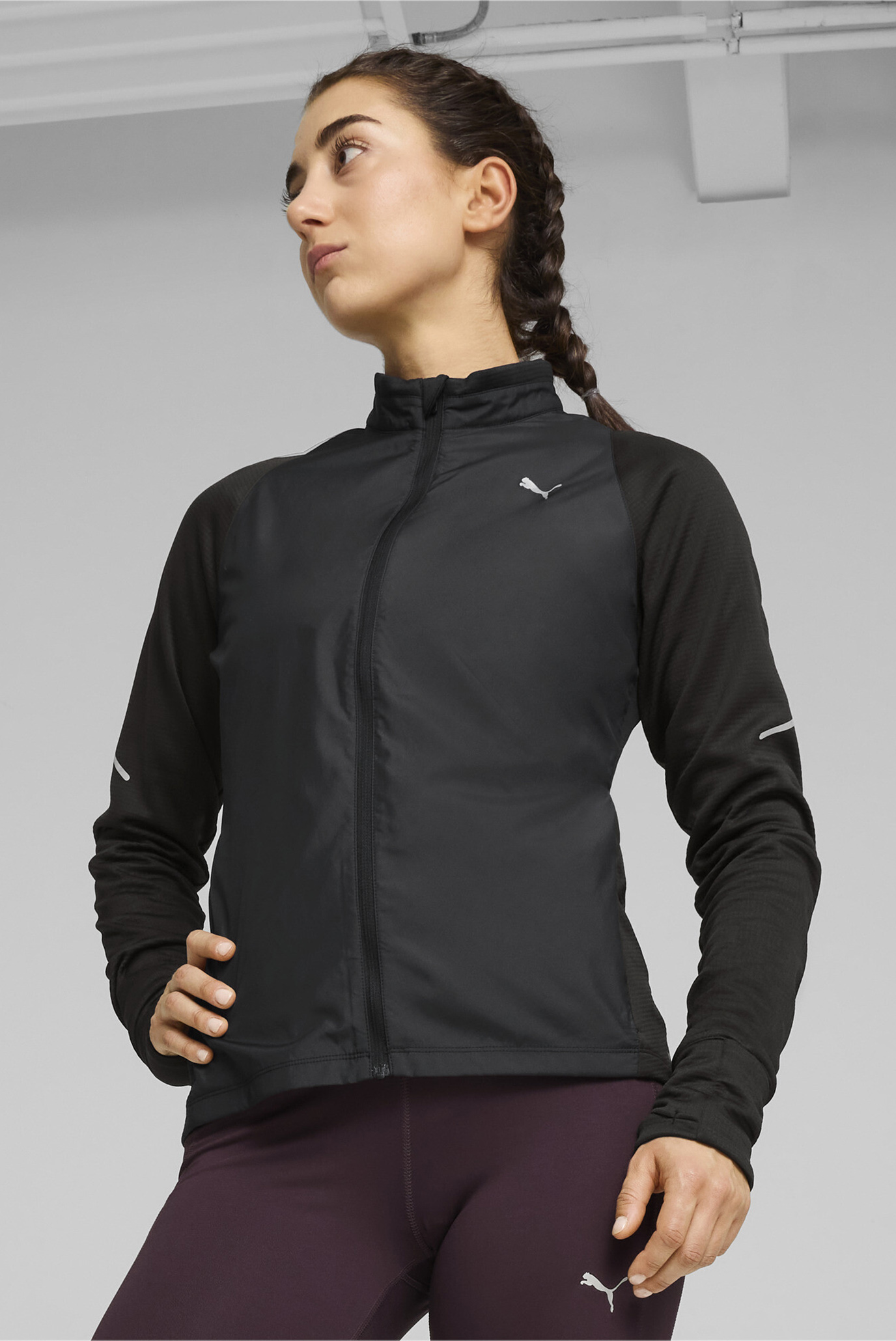 Женская черная спортивная кофта PUMA RUN Grid Woven Fleece Jacket Women 1