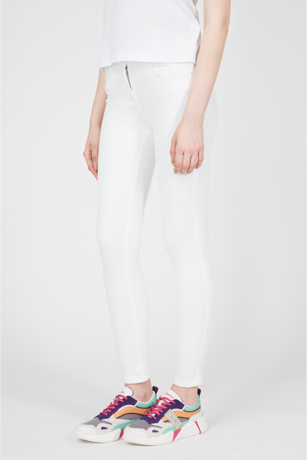 Женские белые джинсы Super WOW 1