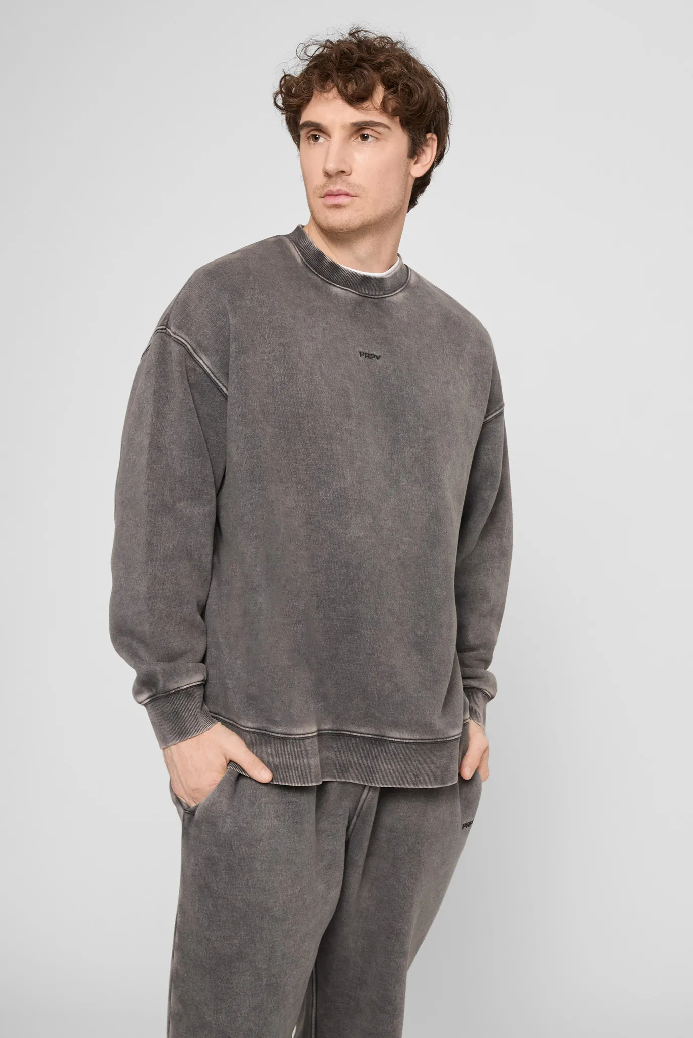 Мужской серый свитшот 3