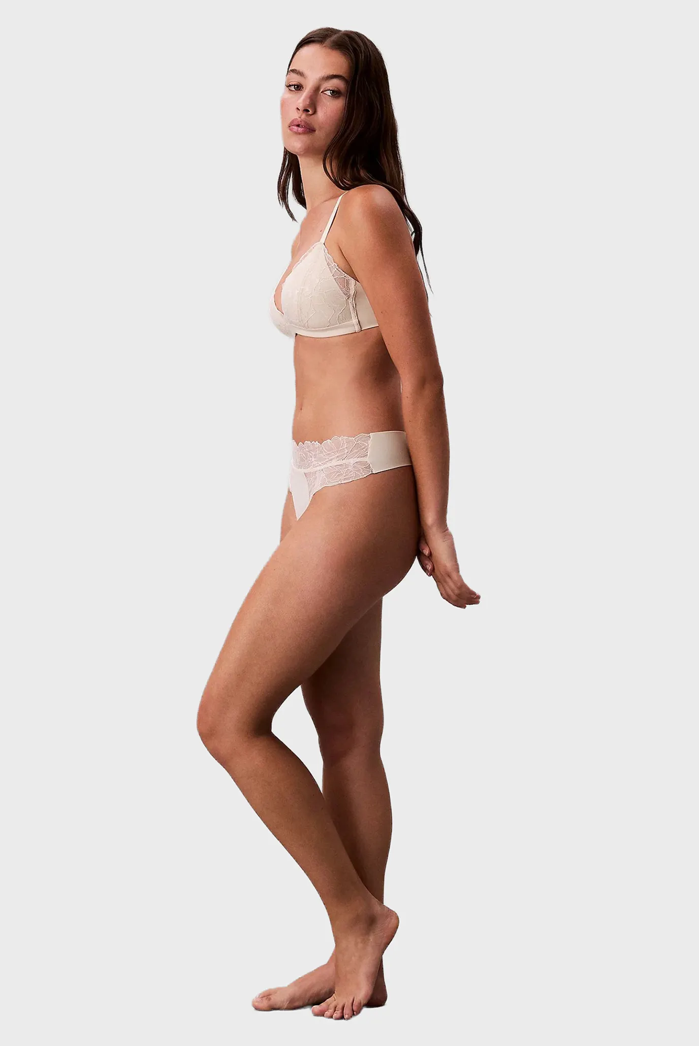 Жіночі білі трусики THONG 3