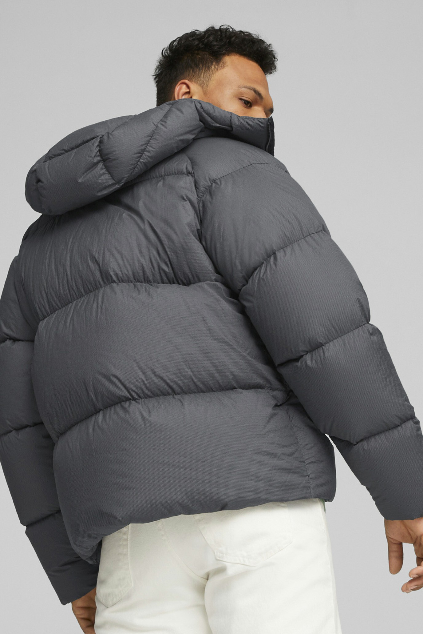 Мужская темно-серая куртка Classics Oversized Down Jacket PUMA 