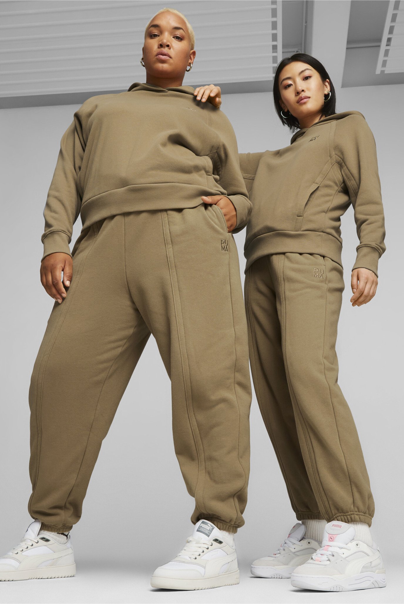 Жіночі оливкові спортивні штани Infuse Women’s Sweatpants 1