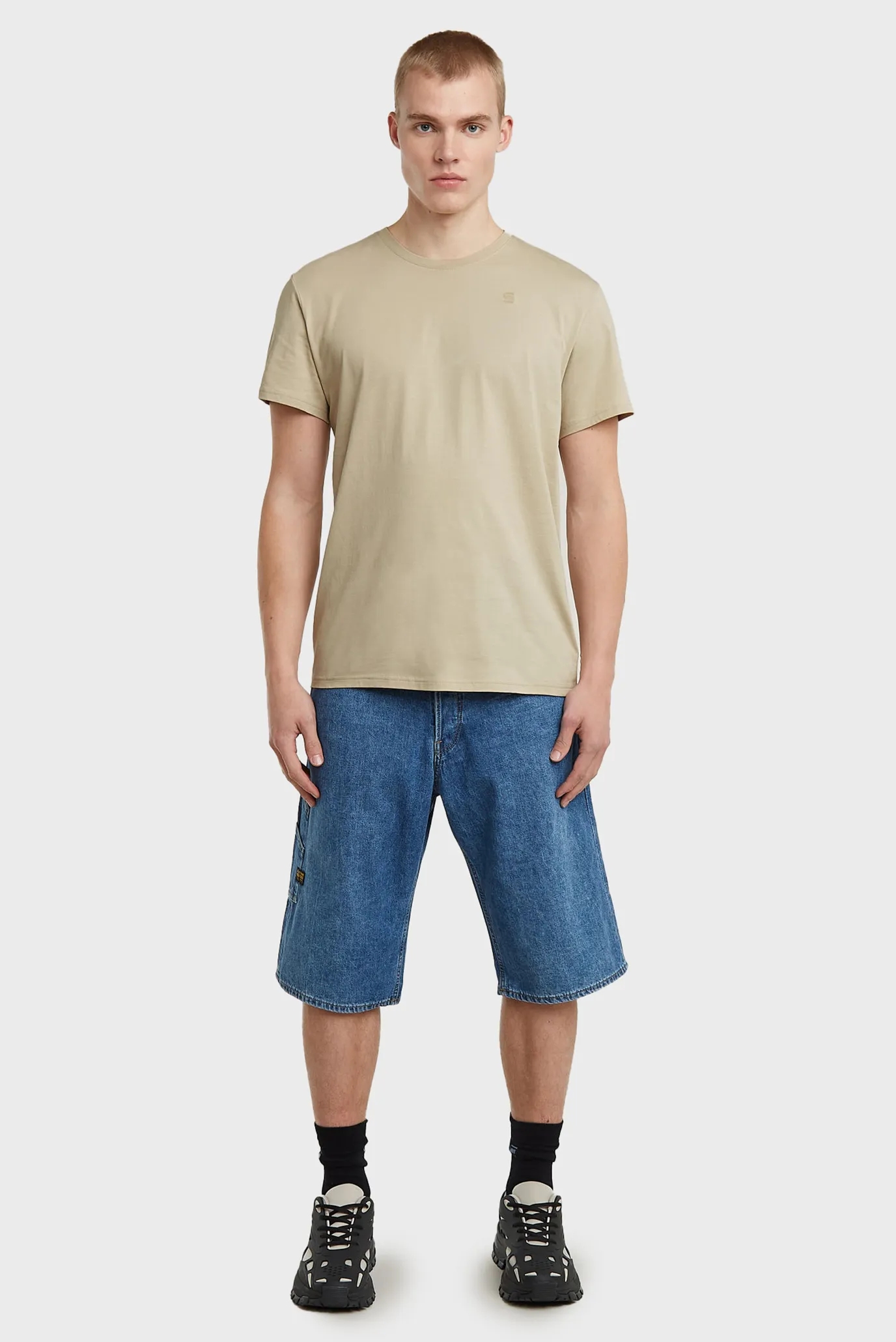 Мужская бежевая футболка Base 2