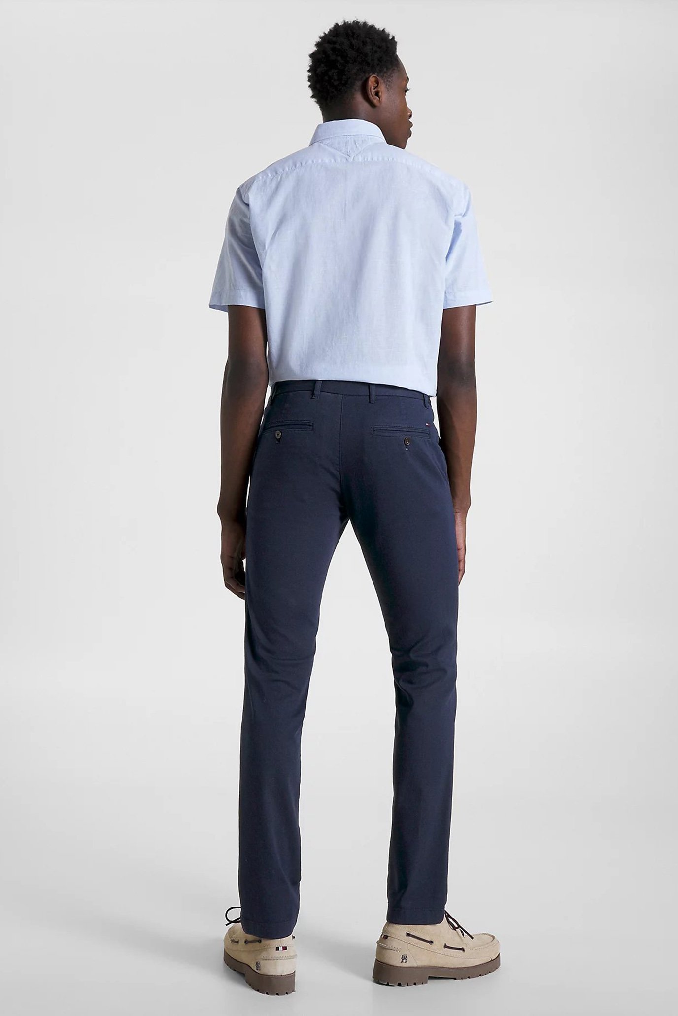 Chino tommy deals hilfiger sale