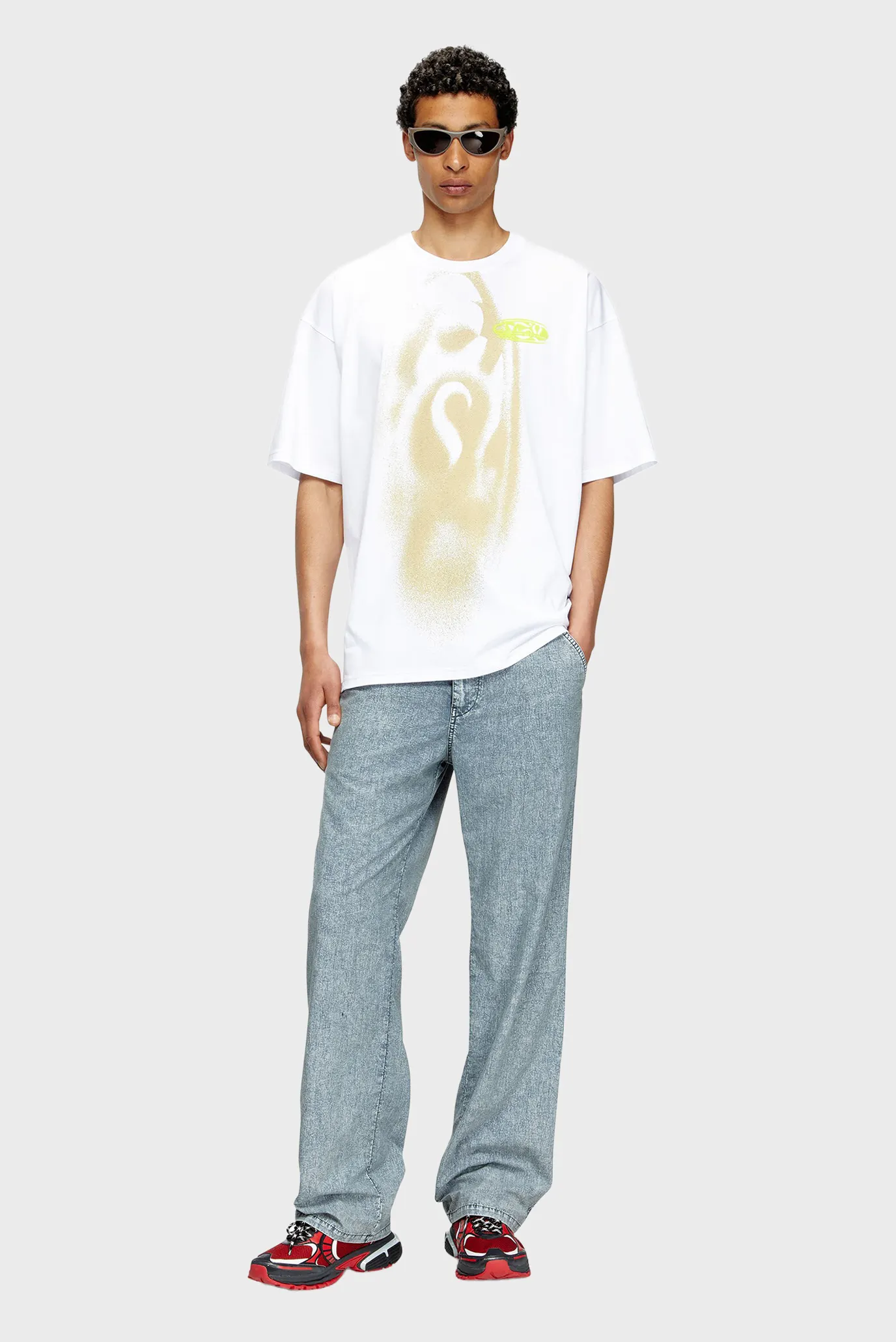 Чоловіча біла футболка 2