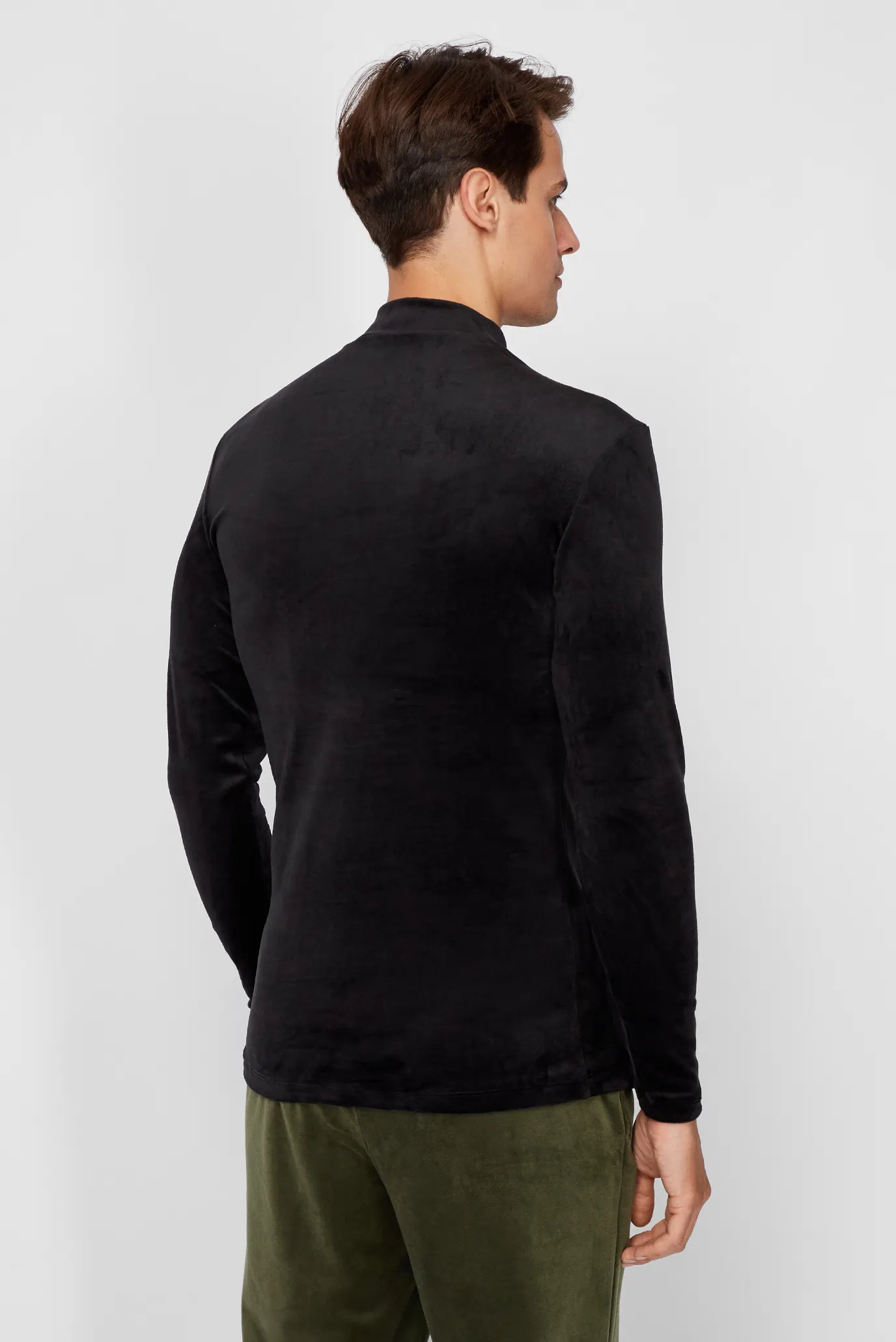 Чоловічий чорний гольф 3