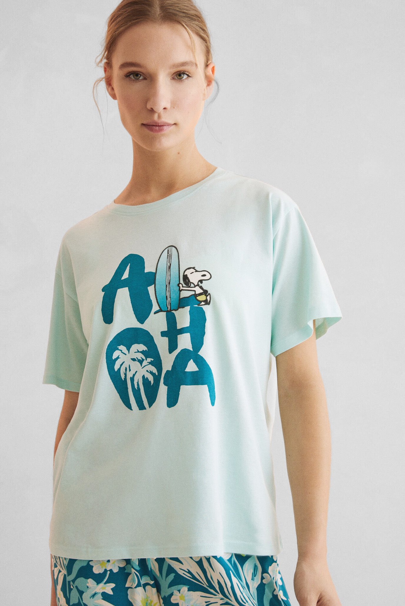 Жіноча м'ятна футболка Snoopy 1