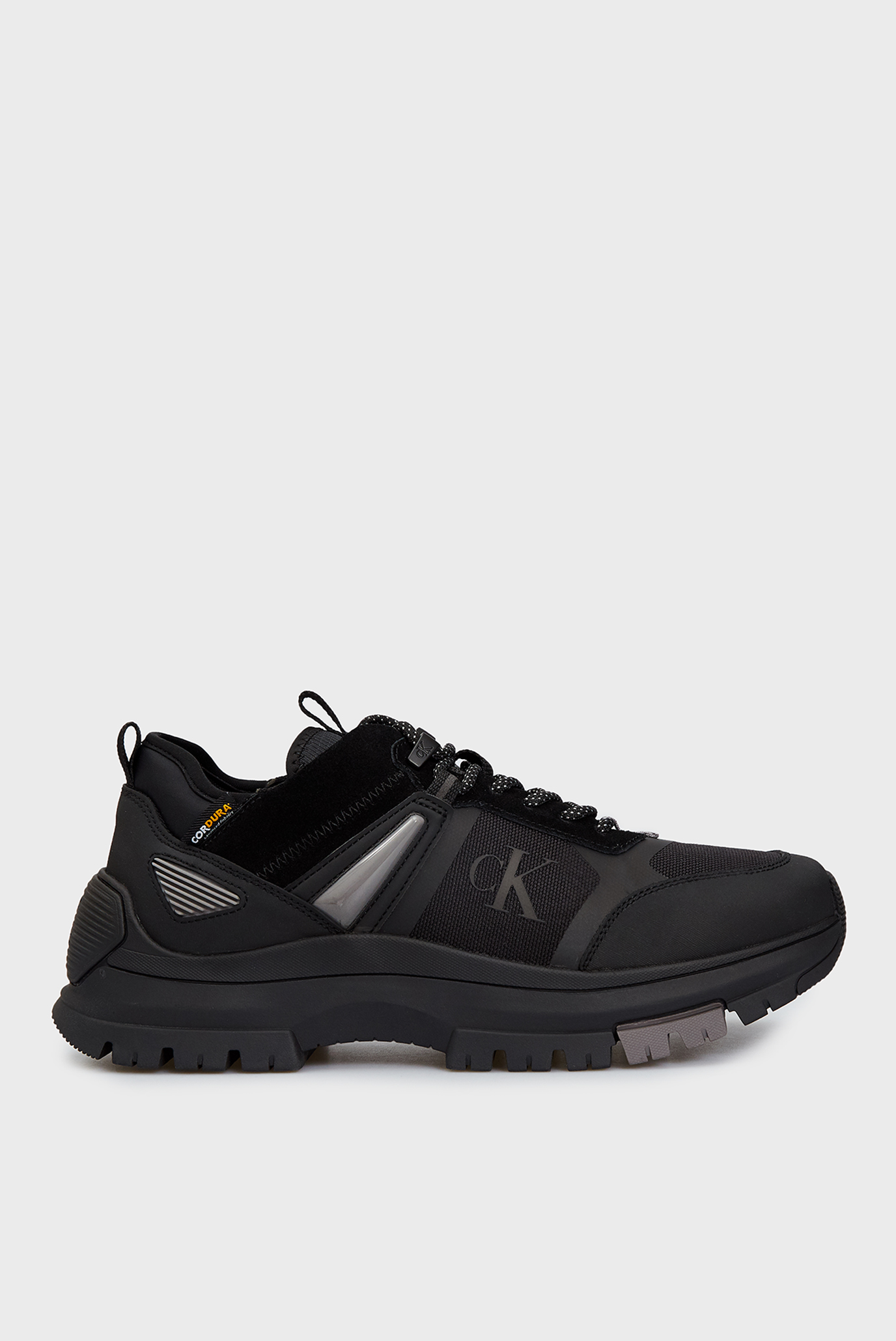 Мужские черные кроссовки HIKING LACE UP LOW COR Черный 44 Calvin Klein Jeans YM0YM00801 Мужские черные кроссовки HIKING LACE UP LOW COR Черный 44 Calvin Klein Jeans YM0YM00801