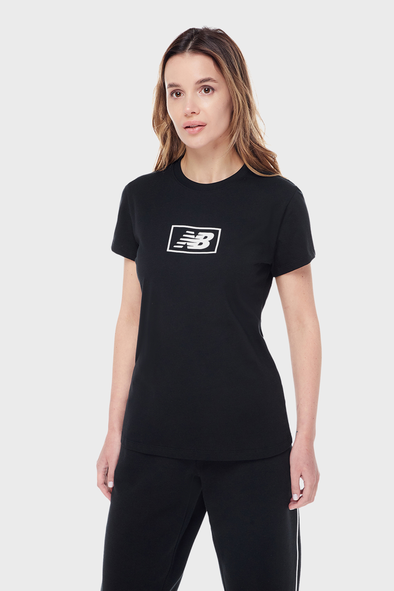 Жіноча чорна футболка Essentials Jersey Athletic Fit 1