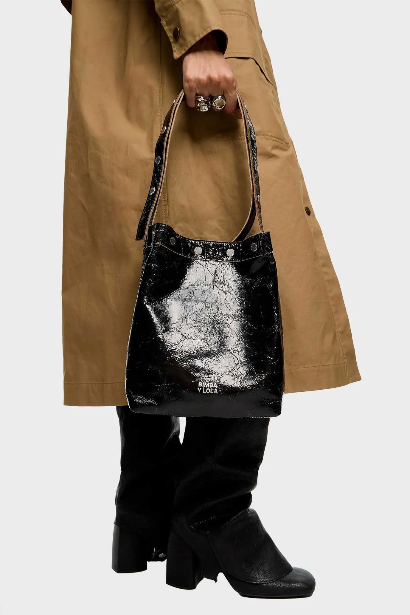 Жіноча чорна шкіряна сумка 2