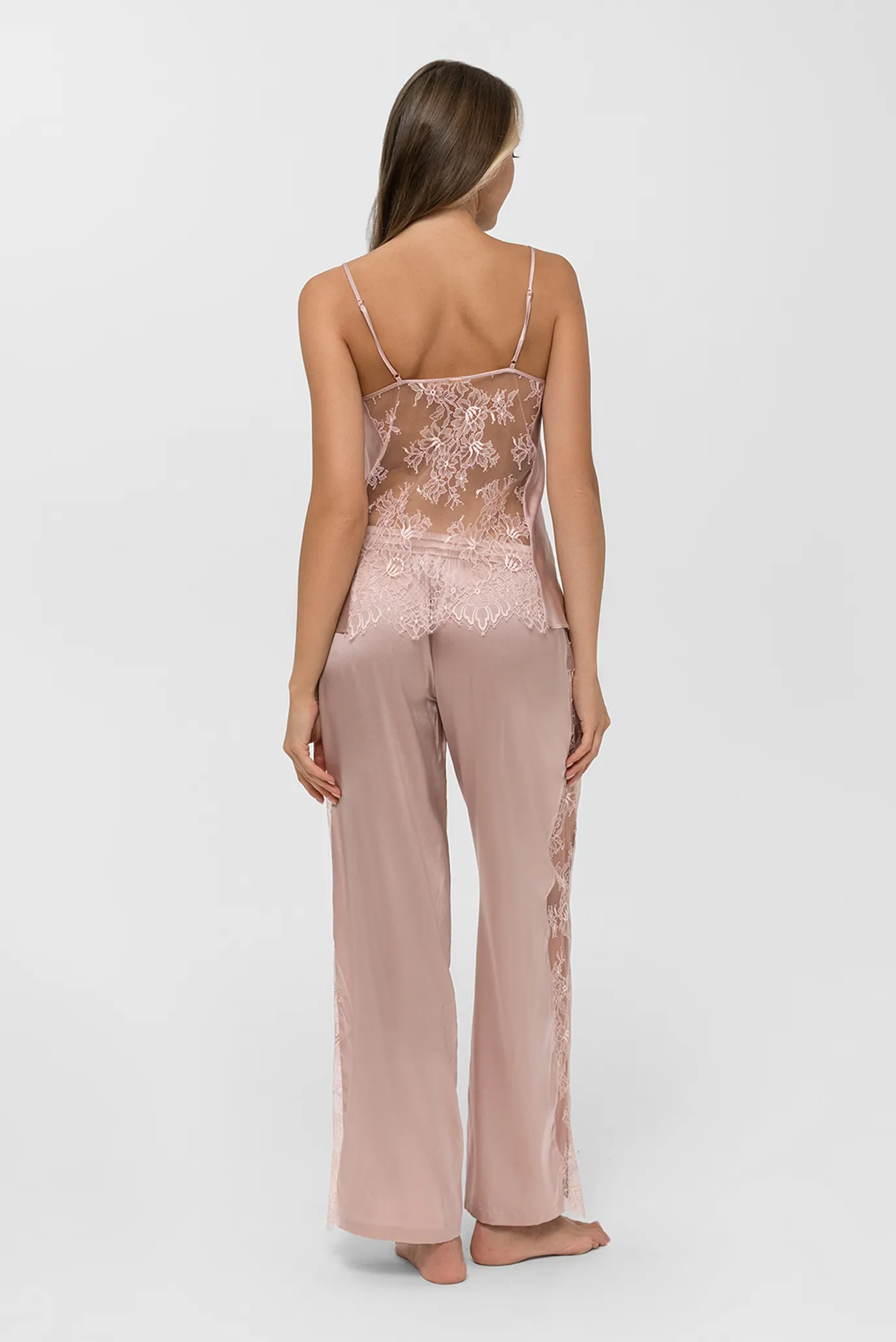 Женский пудровый шелковый топ 3