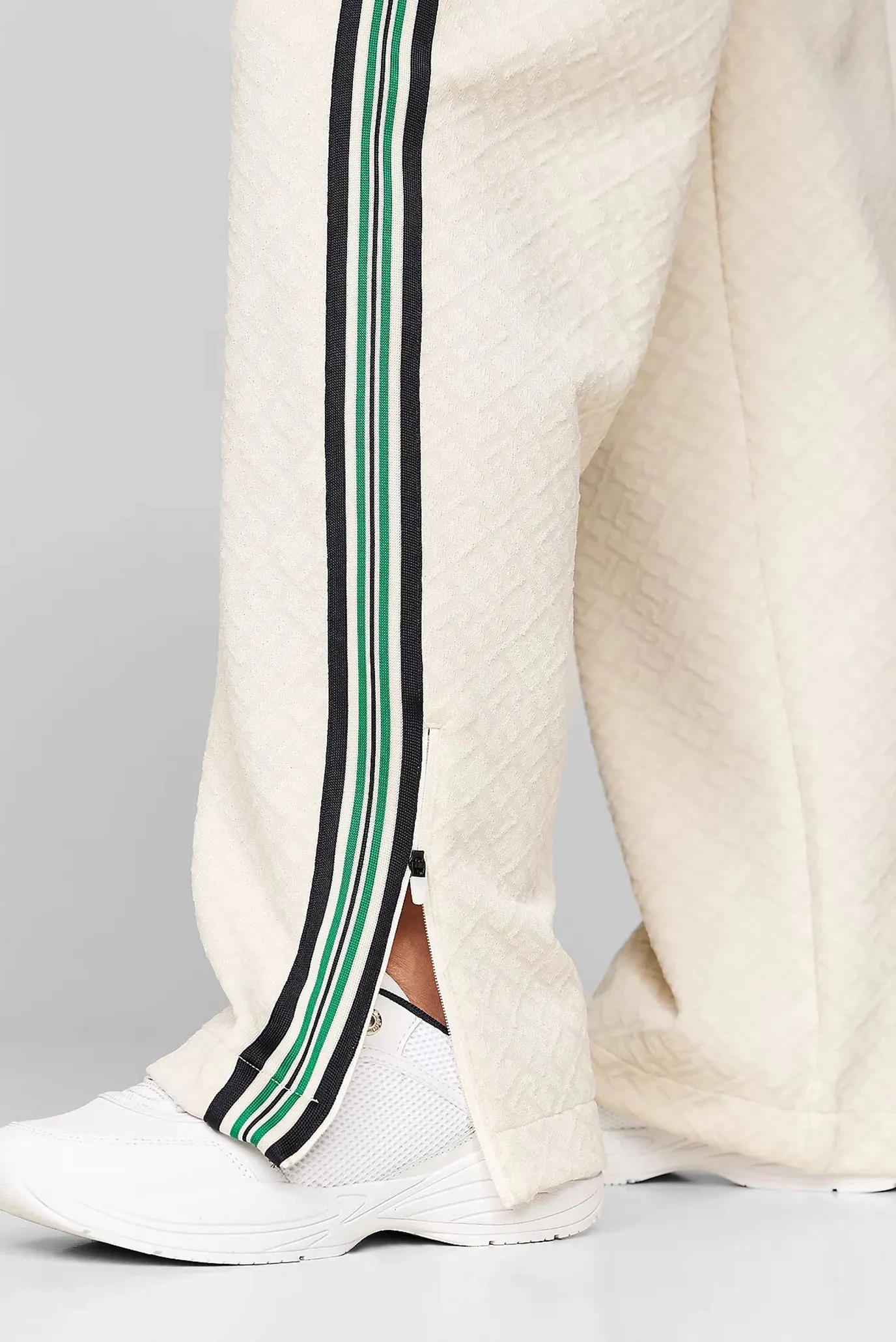 Жіночі білі спортивні штани з візерунком AMD TAPE RELAXED 5