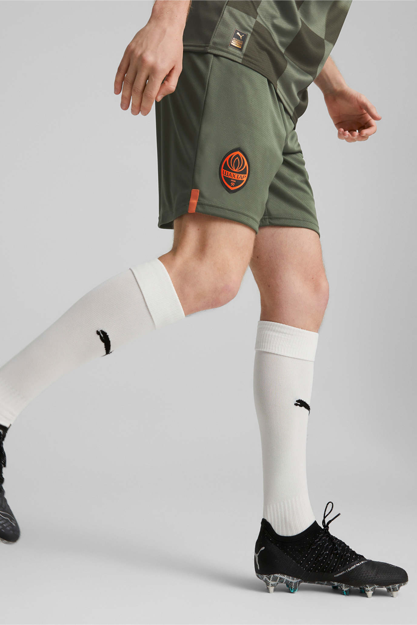 Мужские зеленые шорты FC Shakhtar Donetsk 22/23 Replica Shorts Men 1