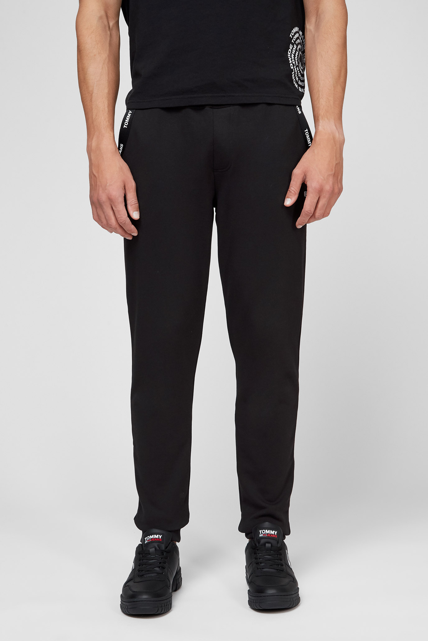 Чоловічі чорні спортивні штани TJM BRANDED TAPE 1