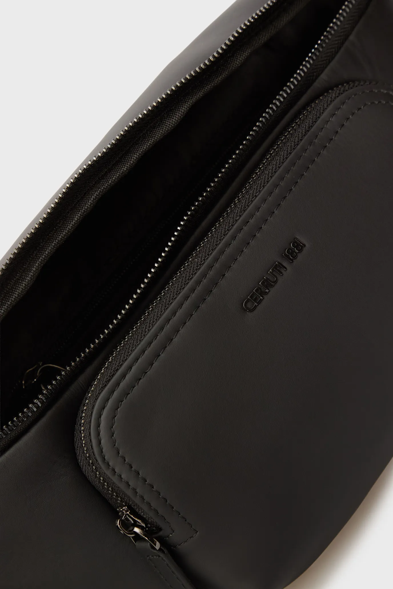 Чоловіча чорна шкіряна поясна сумка RORY 2