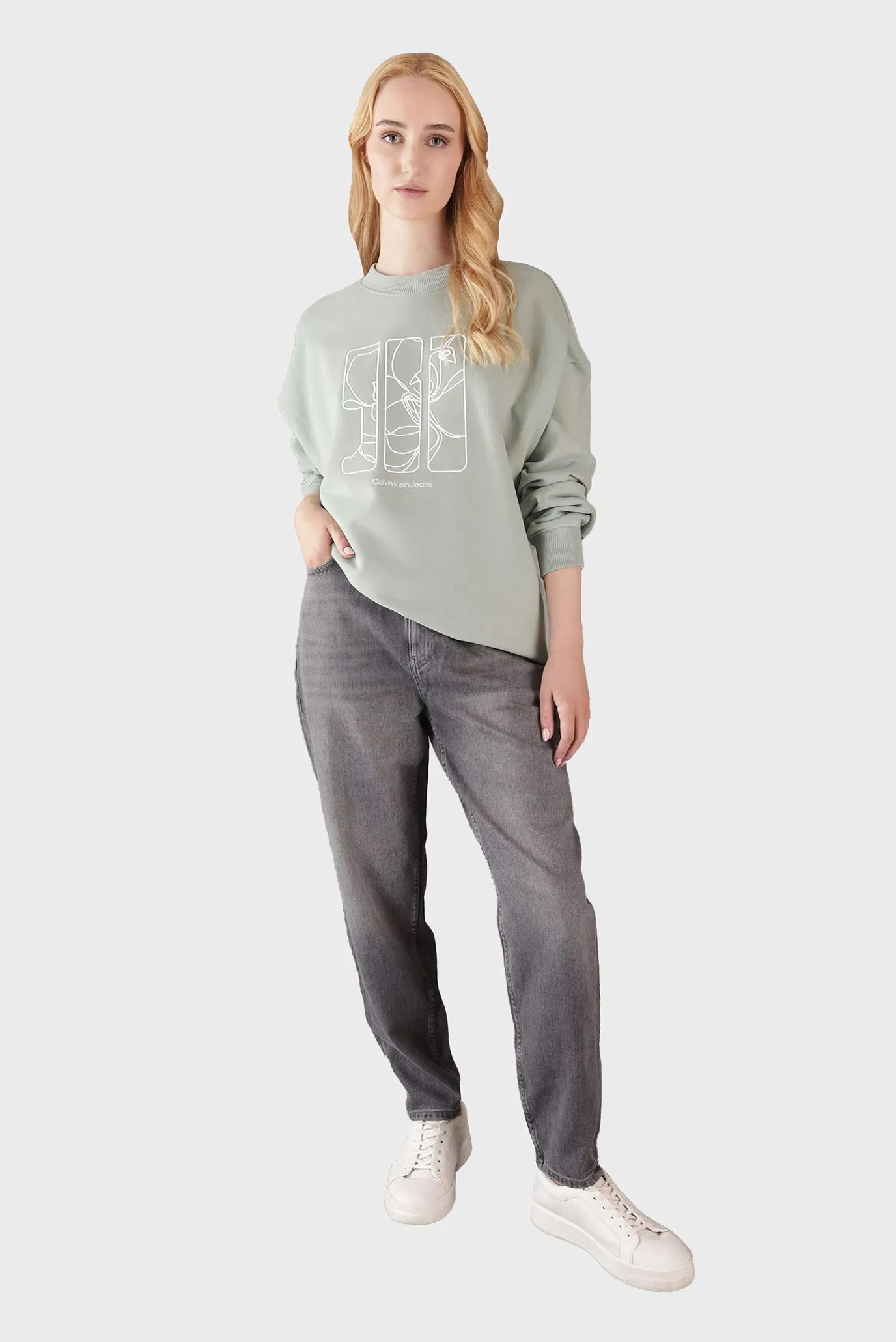 Жіночий м'ятний світшот EMBROIDERED AW OVERSIZED CN 2