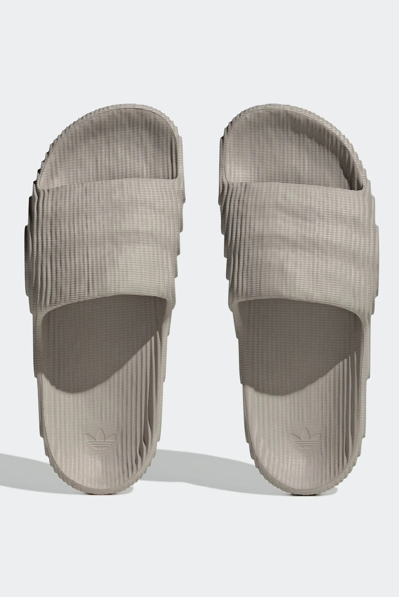 Чоловічі сірі слайдери Adilette 22 2