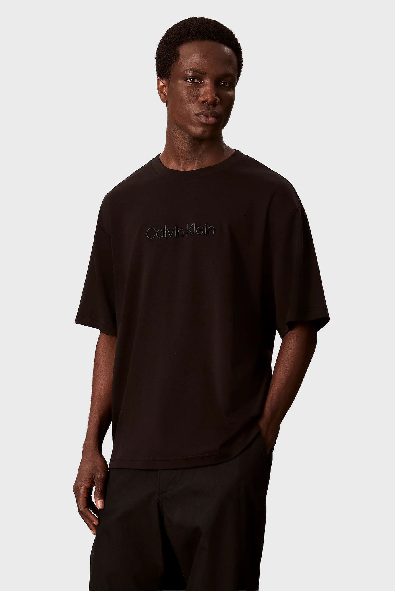 Мужская черная футболка A - Rel Fashion Logo Черный XXL Calvin Klein LV04LC206G Мужская черная футболка A - Rel Fashion Logo Черный XXL Calvin Klein LV04LC206G
