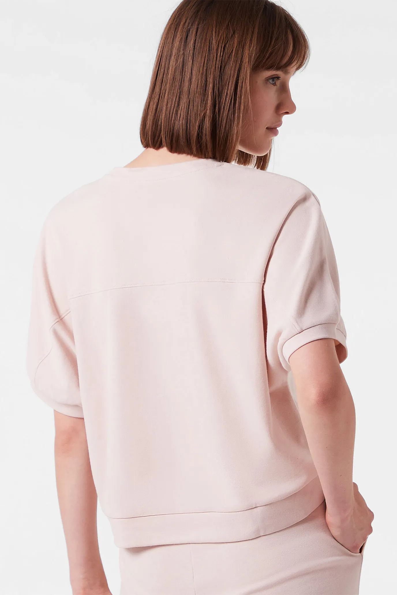 Жіноча пудрова футболка BERTA 3