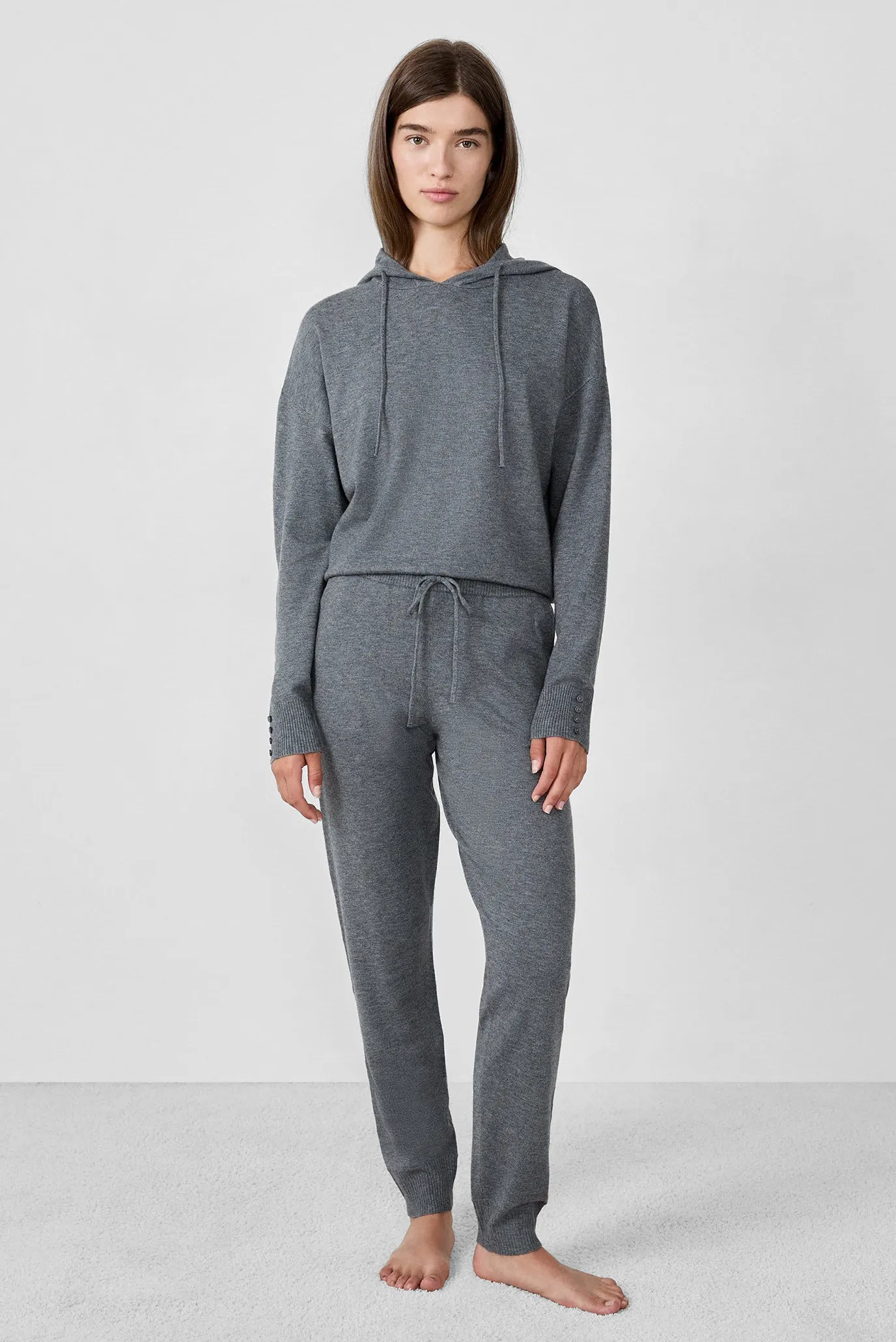 Женские серые брюки GILANE 5