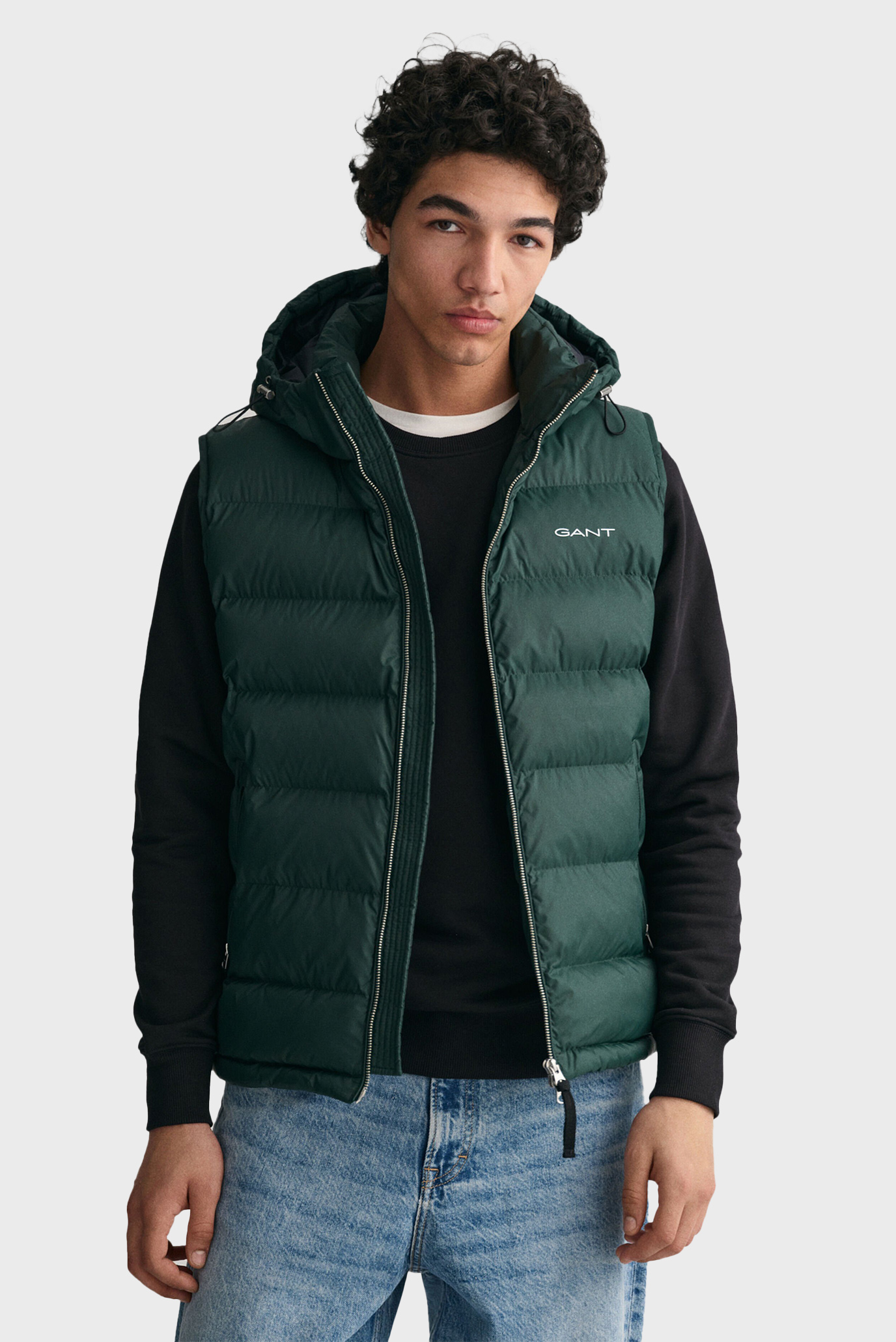 Мужской зеленый жилет ACTIVE CLOUD VEST Gant 7006352 — MD-Fashion