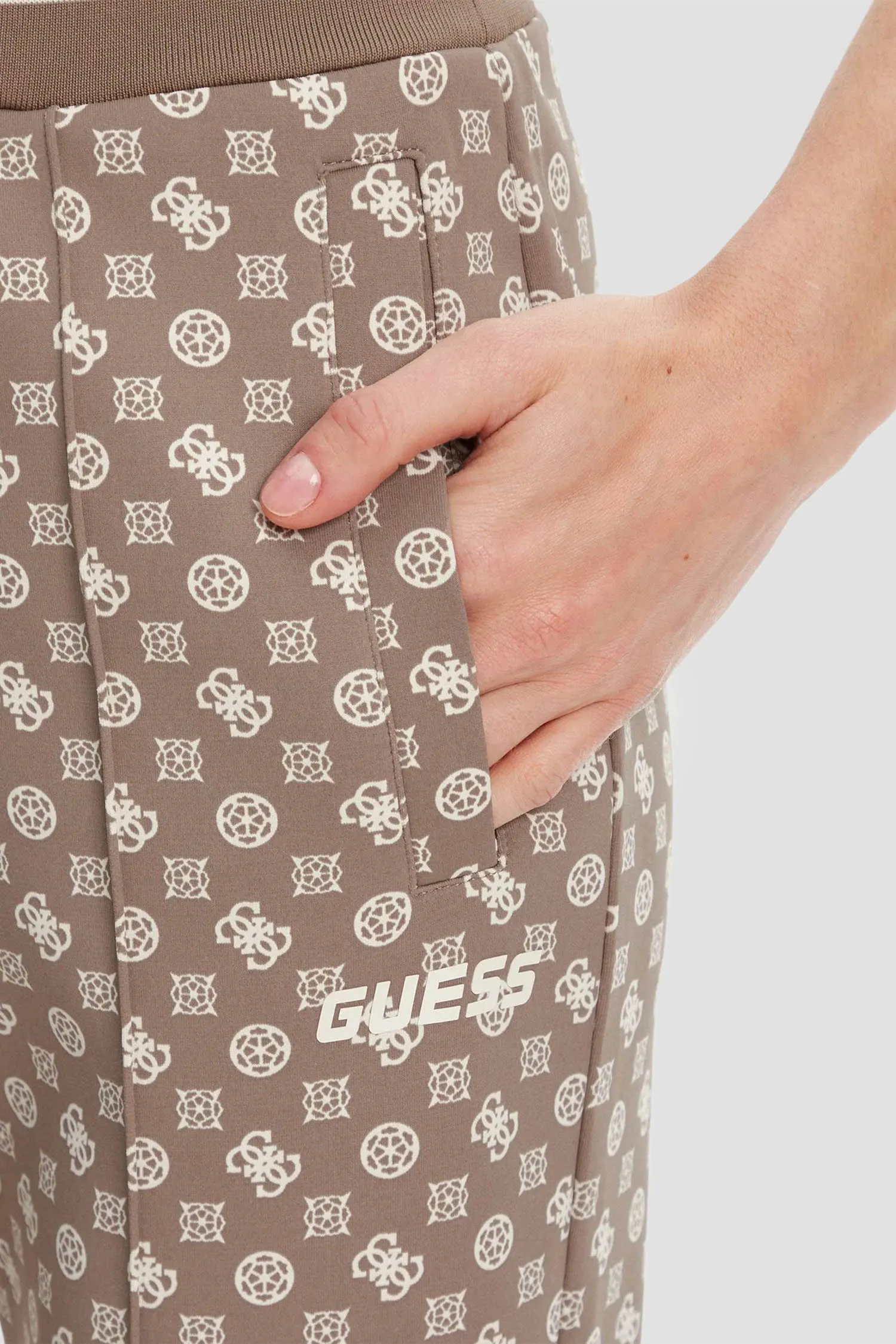 Женские бежевые спортивные брюки с узором 5