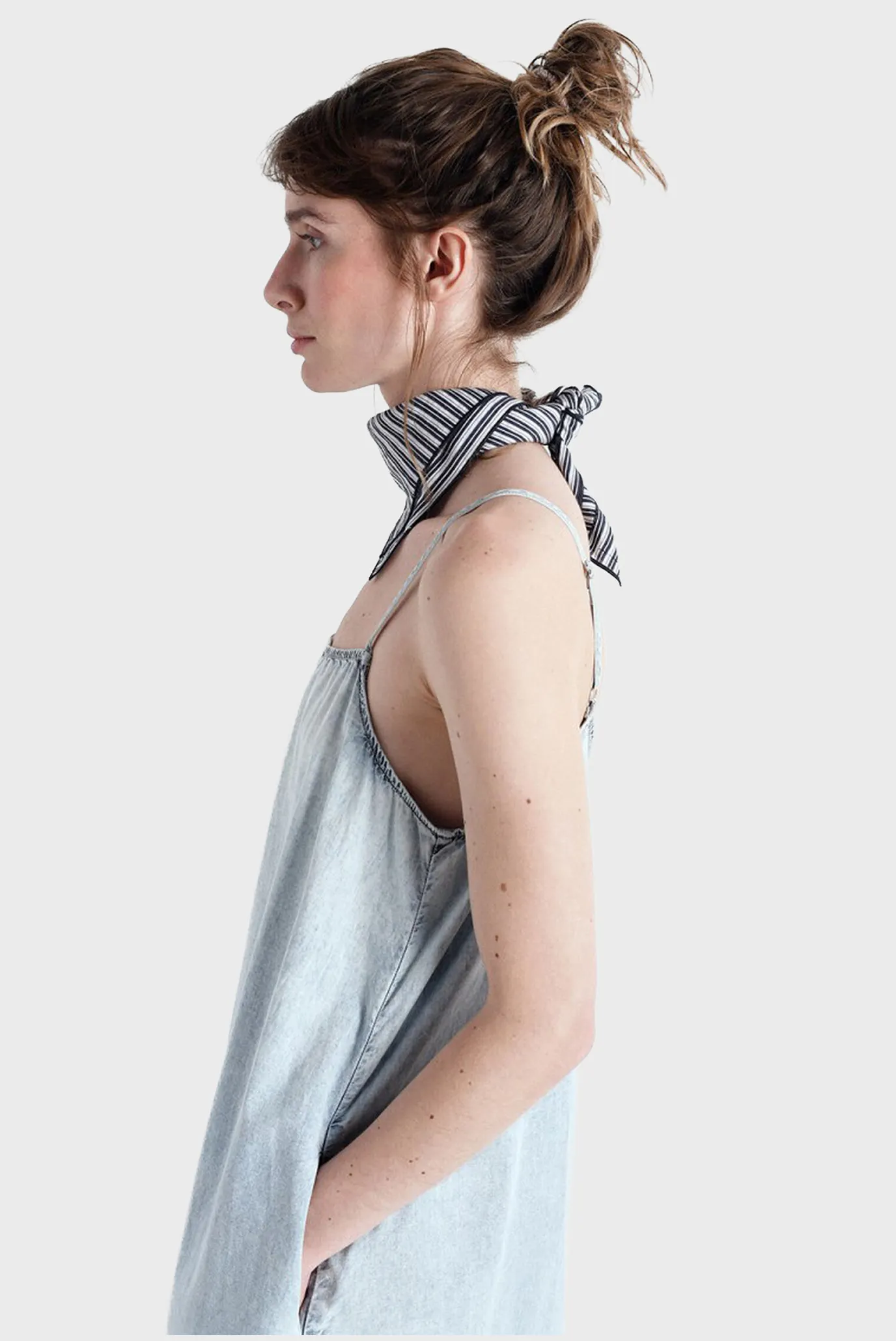 Жіночий блакитний джинсовий сарафан PAYBOU 4