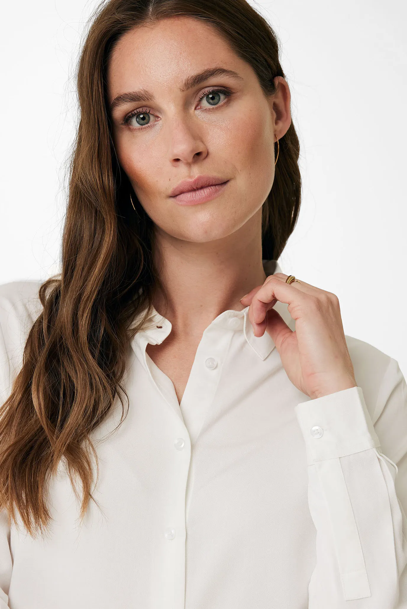 Жіноча біла блуза 4