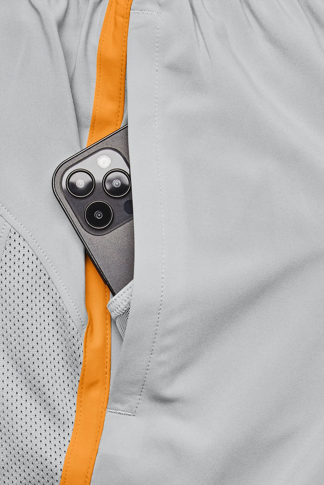 Чоловічі сірі шорти UA LAUNCH 7'' SHORTS 5