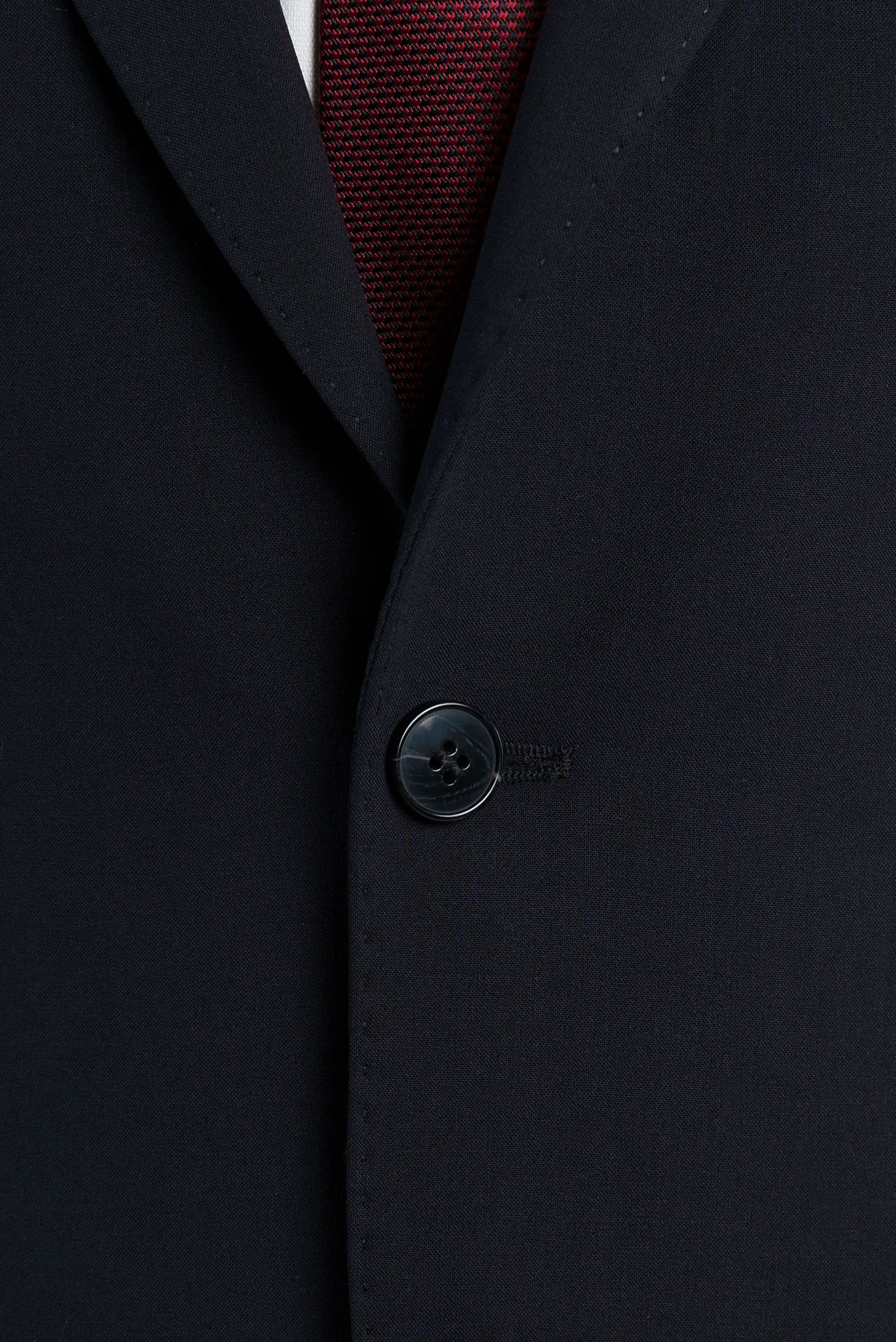 Чоловічий чорний костюм 9