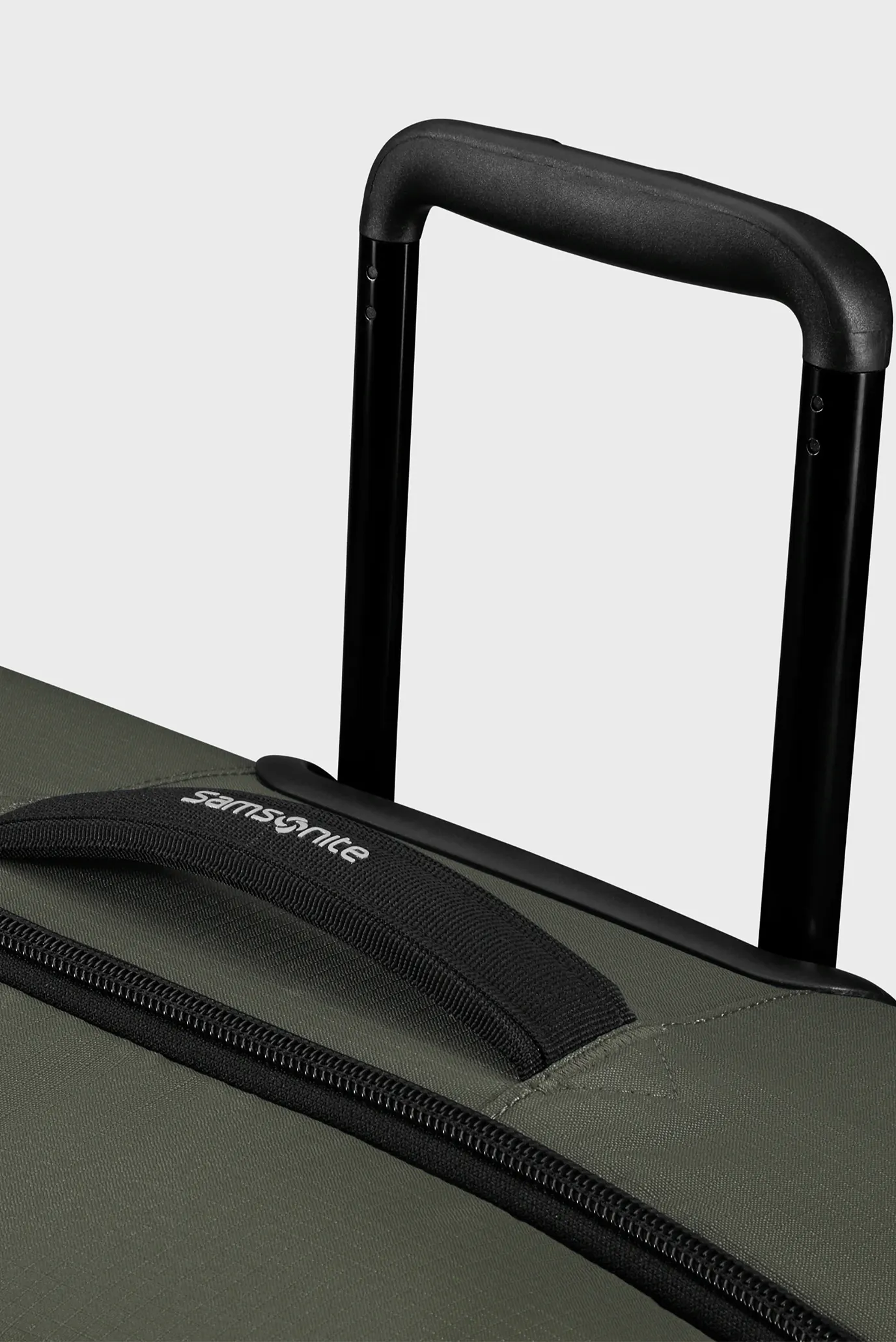 Оливкова валіза 79 см ROADSEEKER DARK OLIVE 6