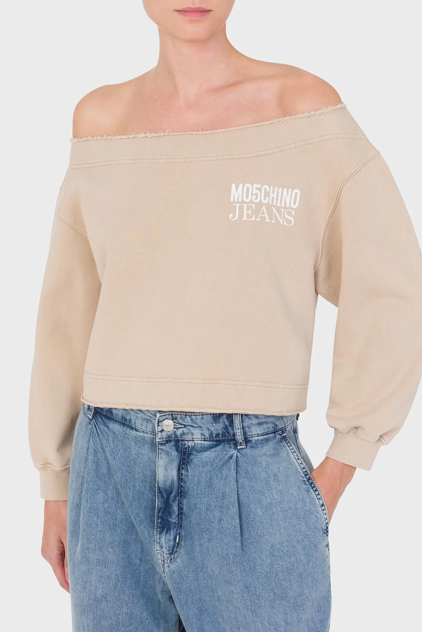 Женский бежевый свитшот 1