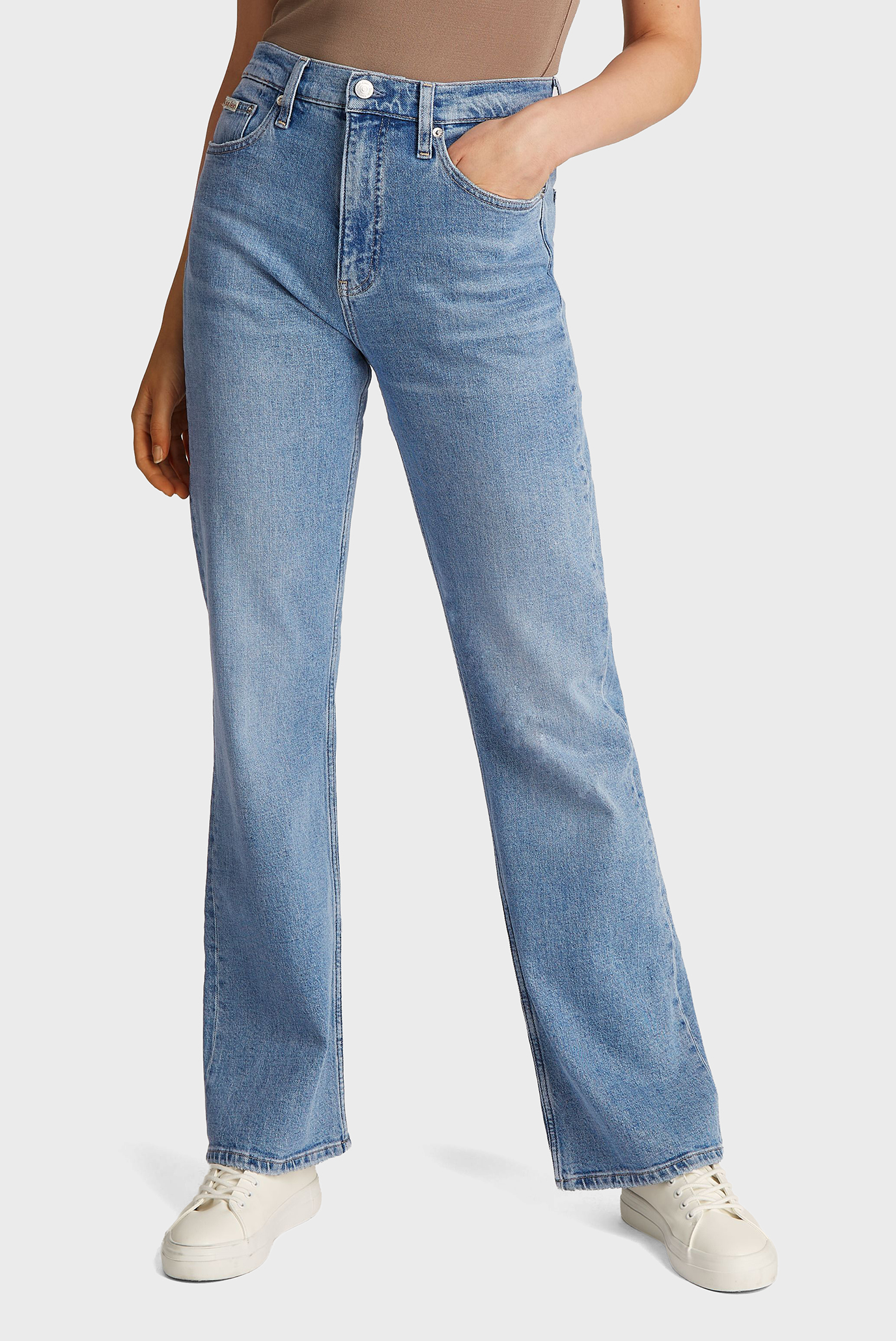 Женские голубые джинсы AUTHENTIC BOOTCUT Голубой 28-32 Calvin Klein Jeans J20J225001 Женские голубые джинсы AUTHENTIC BOOTCUT Голубой 28-32 Calvin Klein Jeans J20J225001