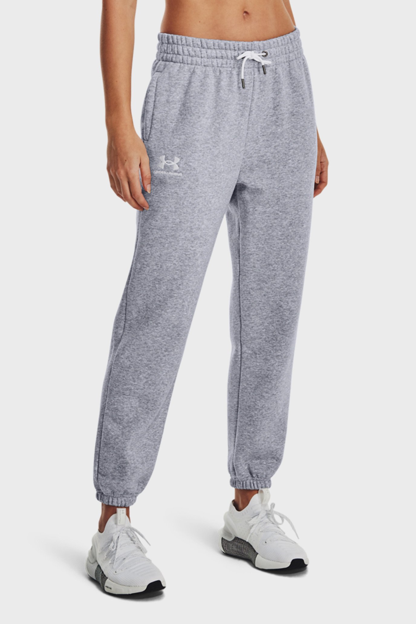 Женские серые спортивные брюки Essential Fleece Joggers 1