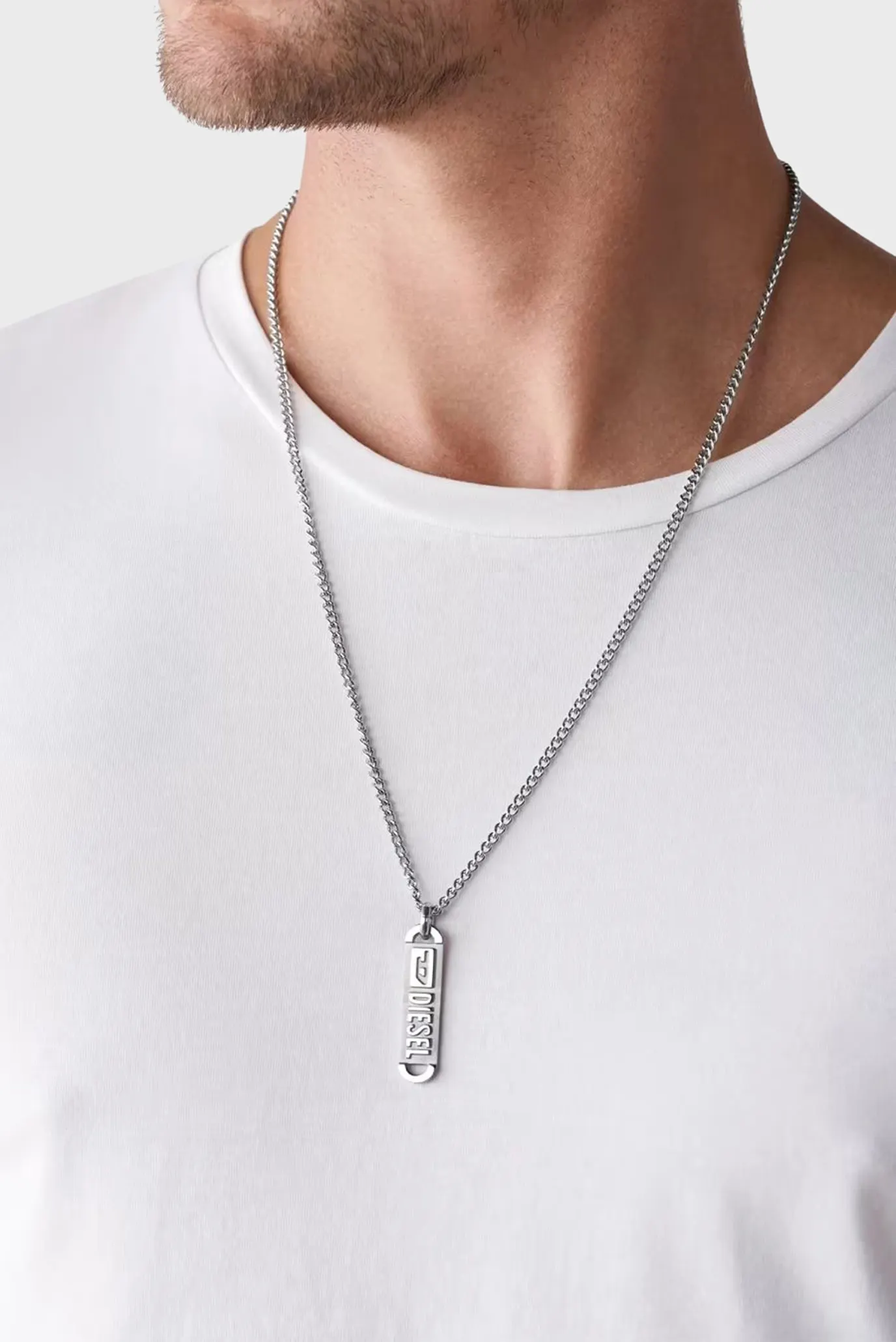 Срібляста підвіска DIESEL FONT 3