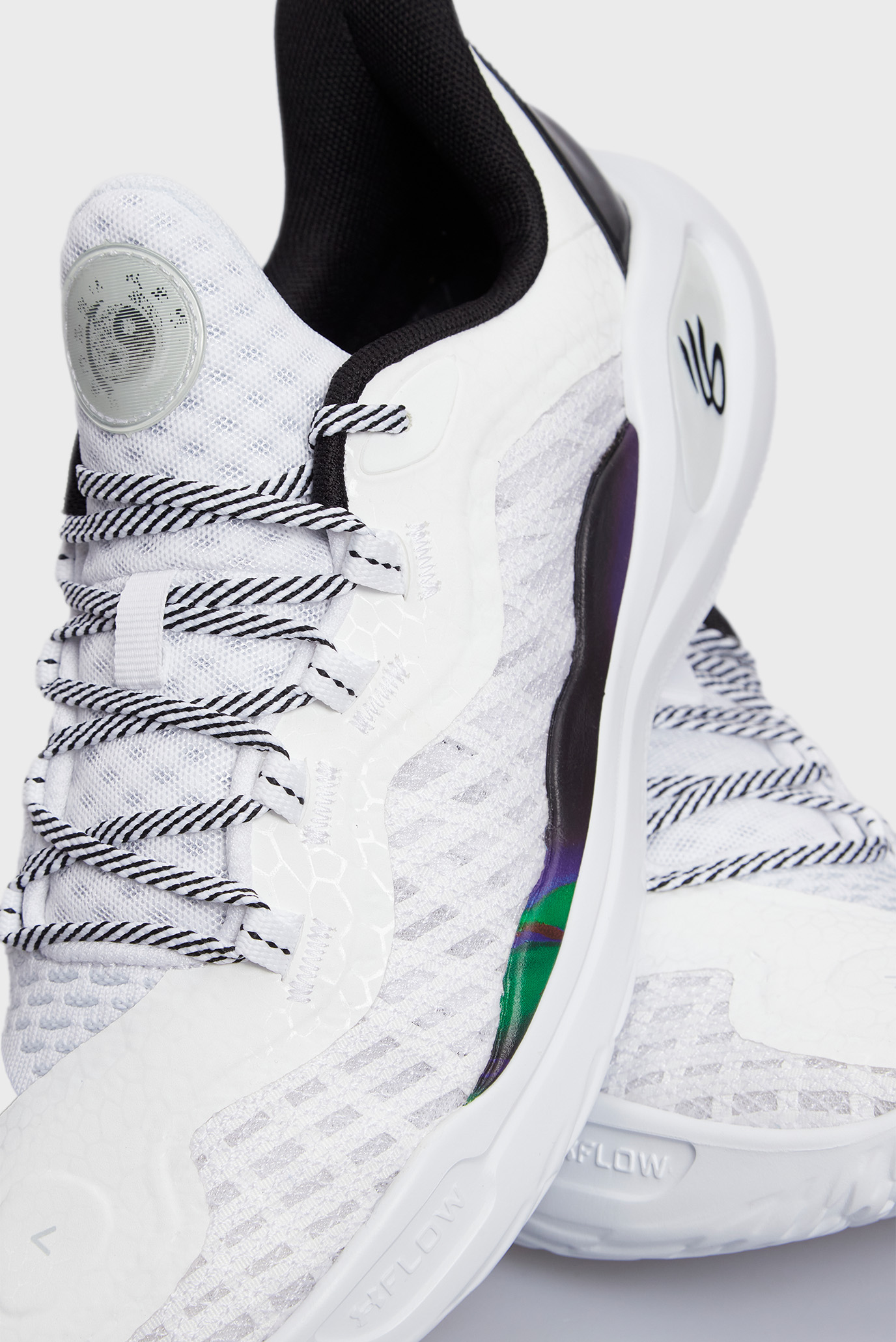Белые кроссовки CURRY 11 WIND Under Armour 3027502-100 — MD
