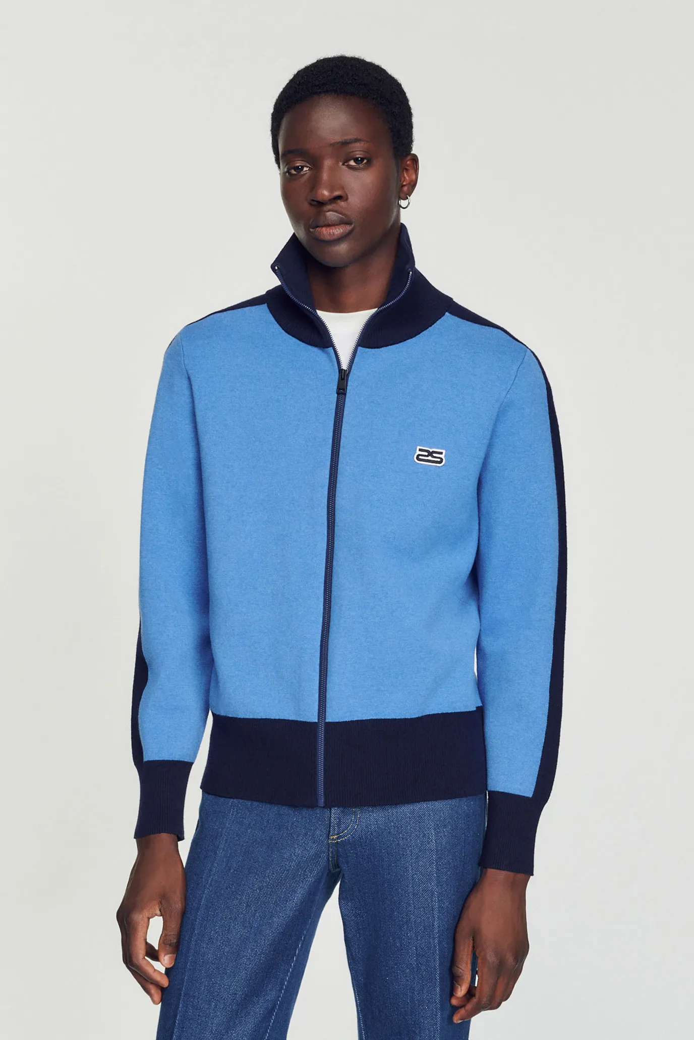 Үйдегі салбыраған кеуделердің фотосы