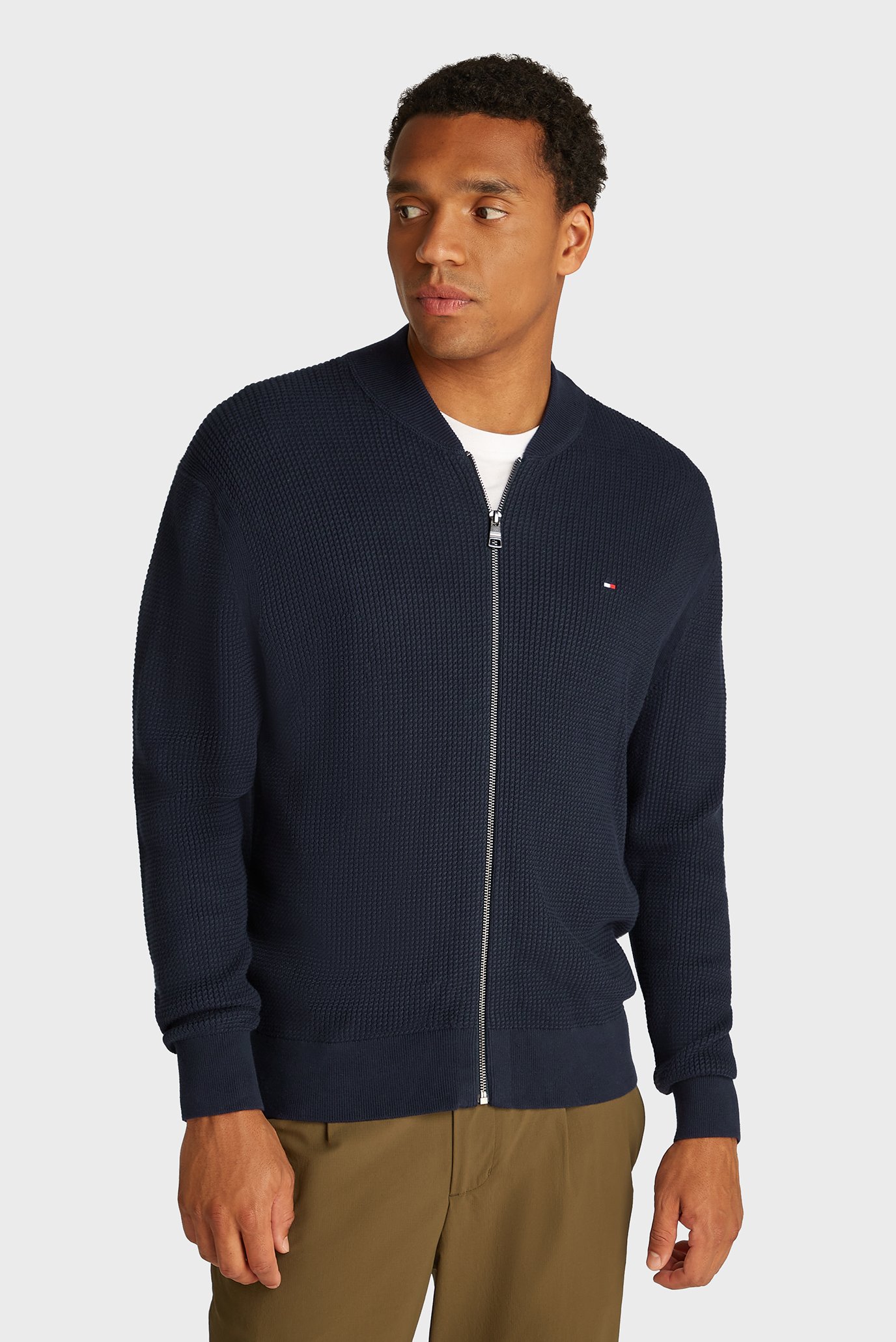 Мужской темно-синий кардиган STRUCTURE BASEBALL ZIP THROUGH Синий M Tommy Hilfiger MW0MW37329 Мужской темно-синий кардиган STRUCTURE BASEBALL ZIP THROUGH Синий M Tommy Hilfiger MW0MW37329