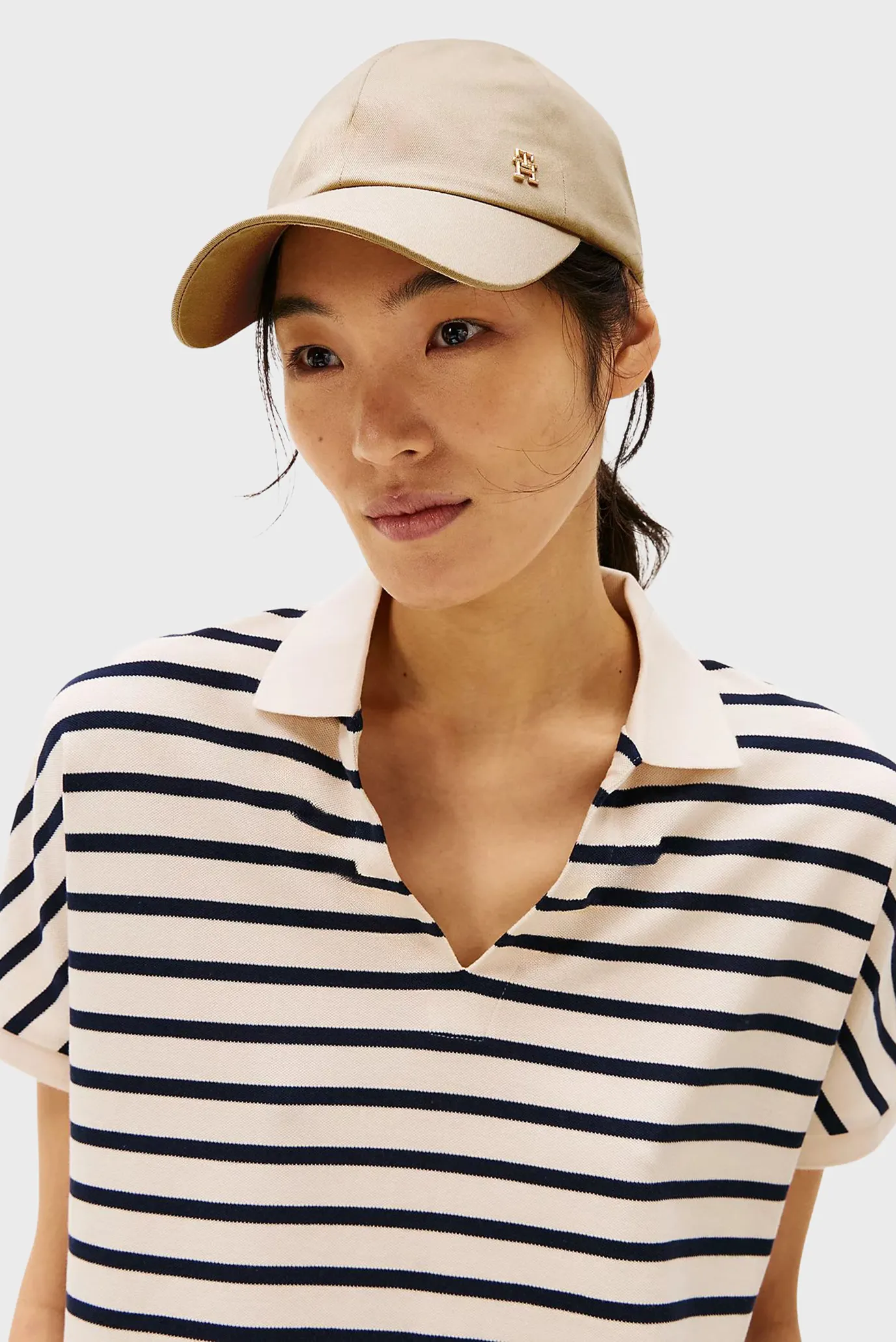 Жіноча бежева кепка LEVATED CHIC SOFT CAP 2