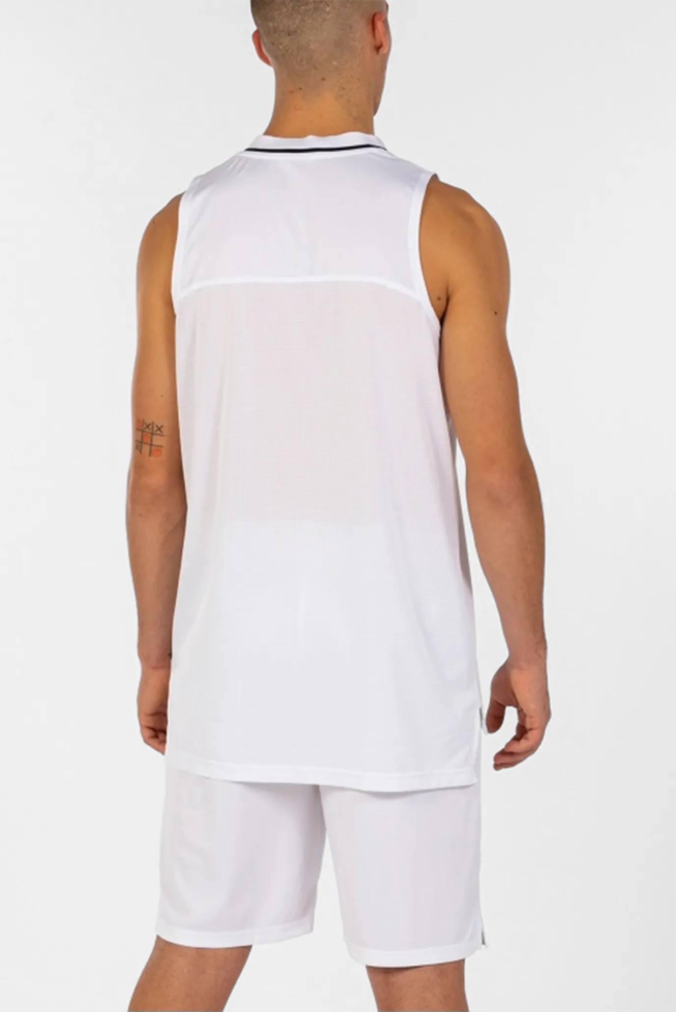 Чоловічий білий комплект одягу (майка, шорти) 2