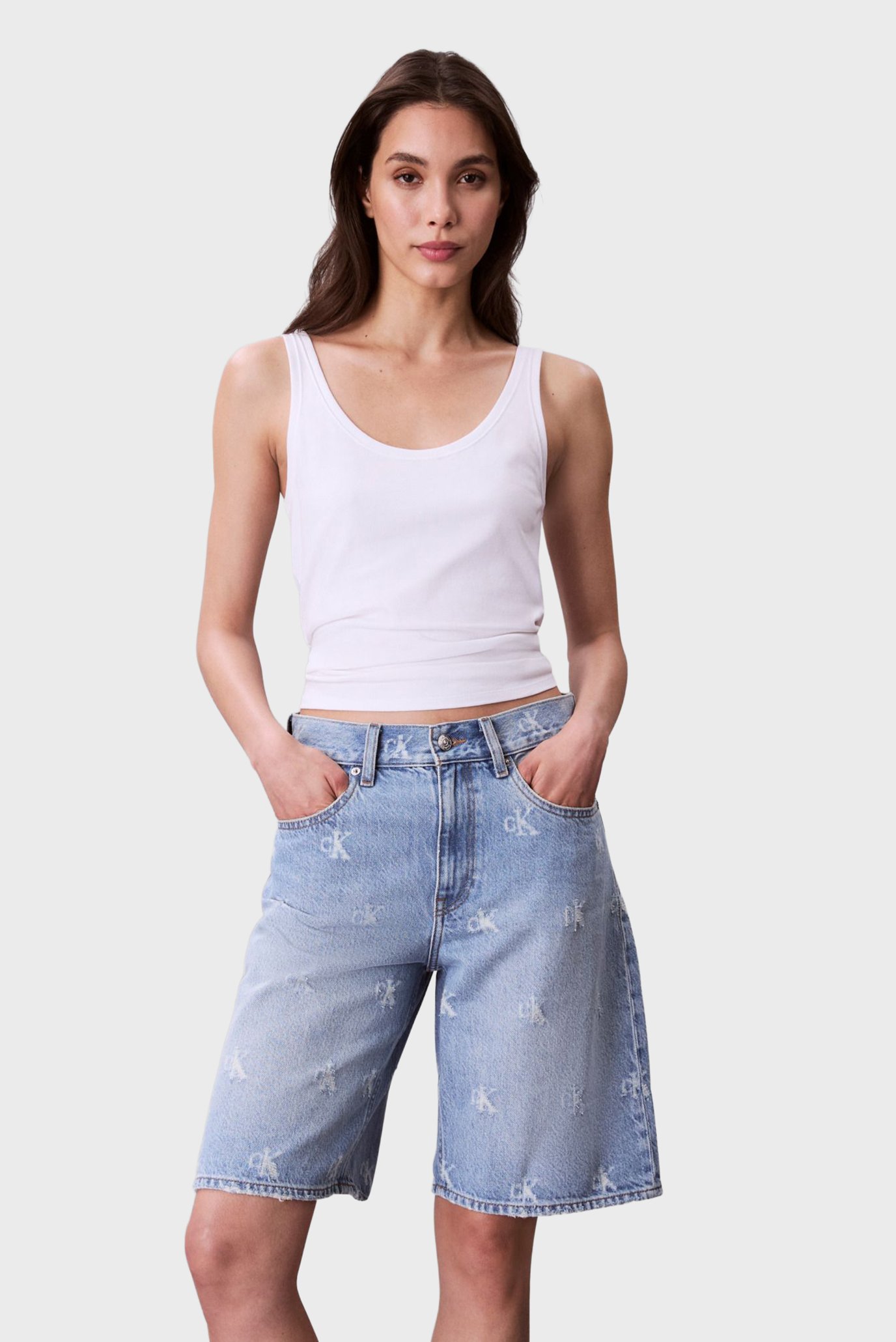 Женские голубые джинсовые шорты с узором RELAXED BERMUDA Голубой 23 Calvin Klein Jeans LV047C784G Женские голубые джинсовые шорты с узором RELAXED BERMUDA Голубой 23 Calvin Klein Jeans LV047C784G