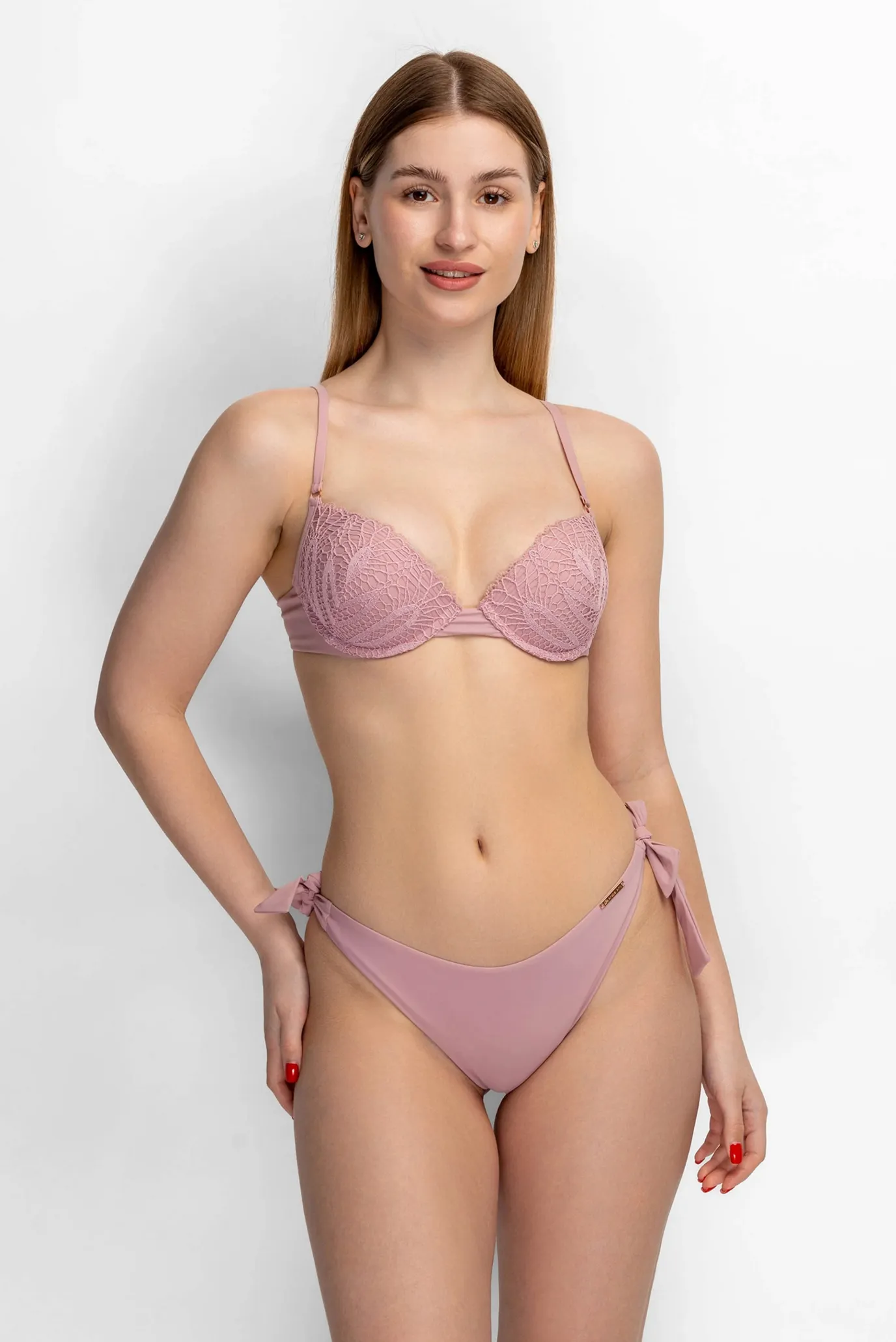 Женский розовый бюстгальтер 1