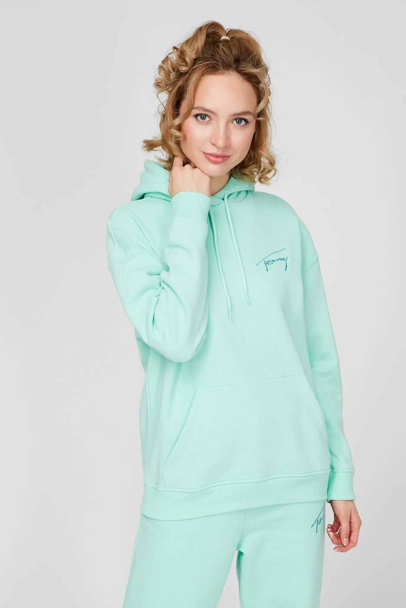 Женское мятное худи TJW Tommy Jeans DW0DW11815 — MD-Fashion